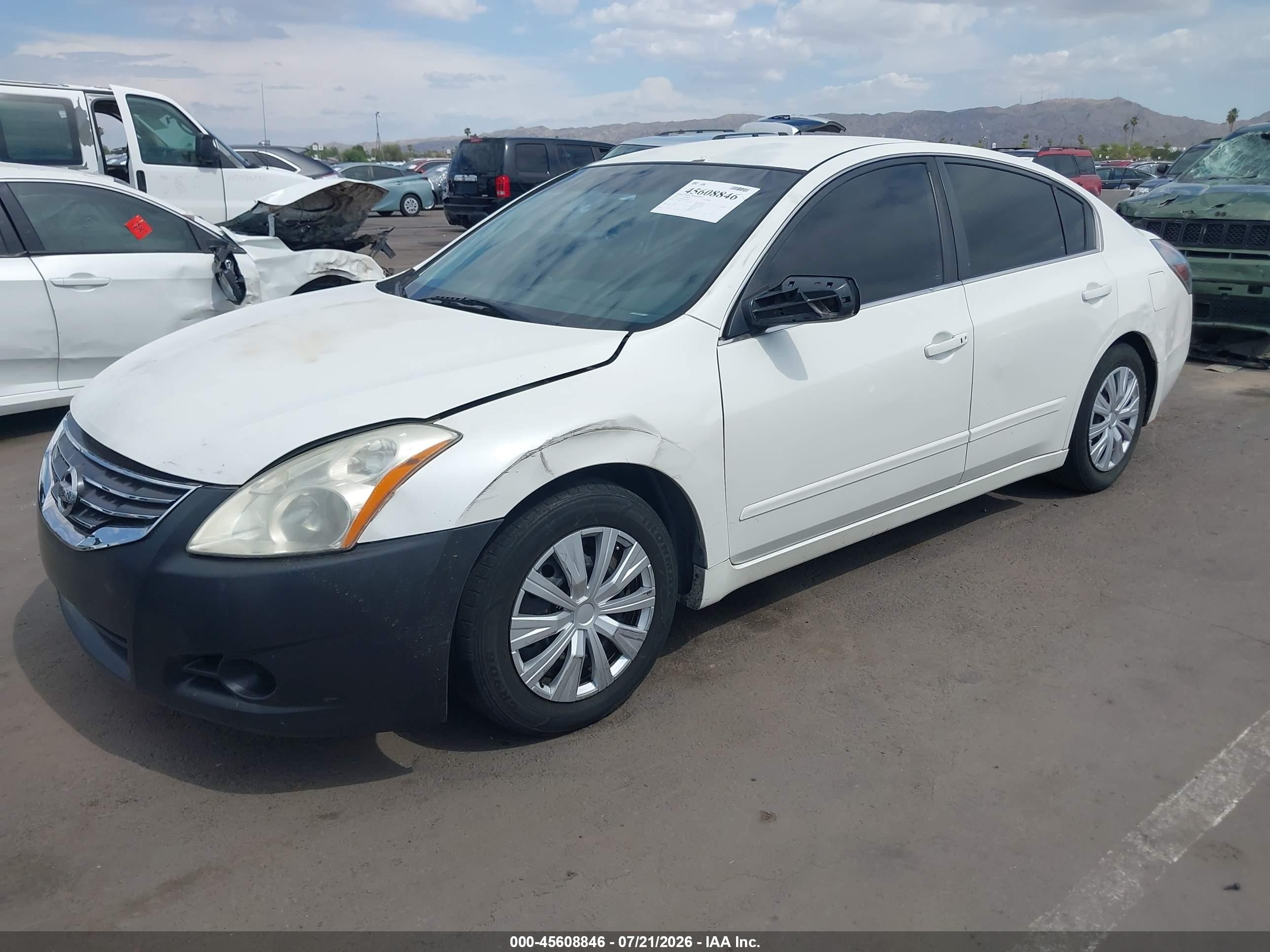 2012 Nissan Altima 2.5 S Белый vin: 1N4AL2AP8CN541989