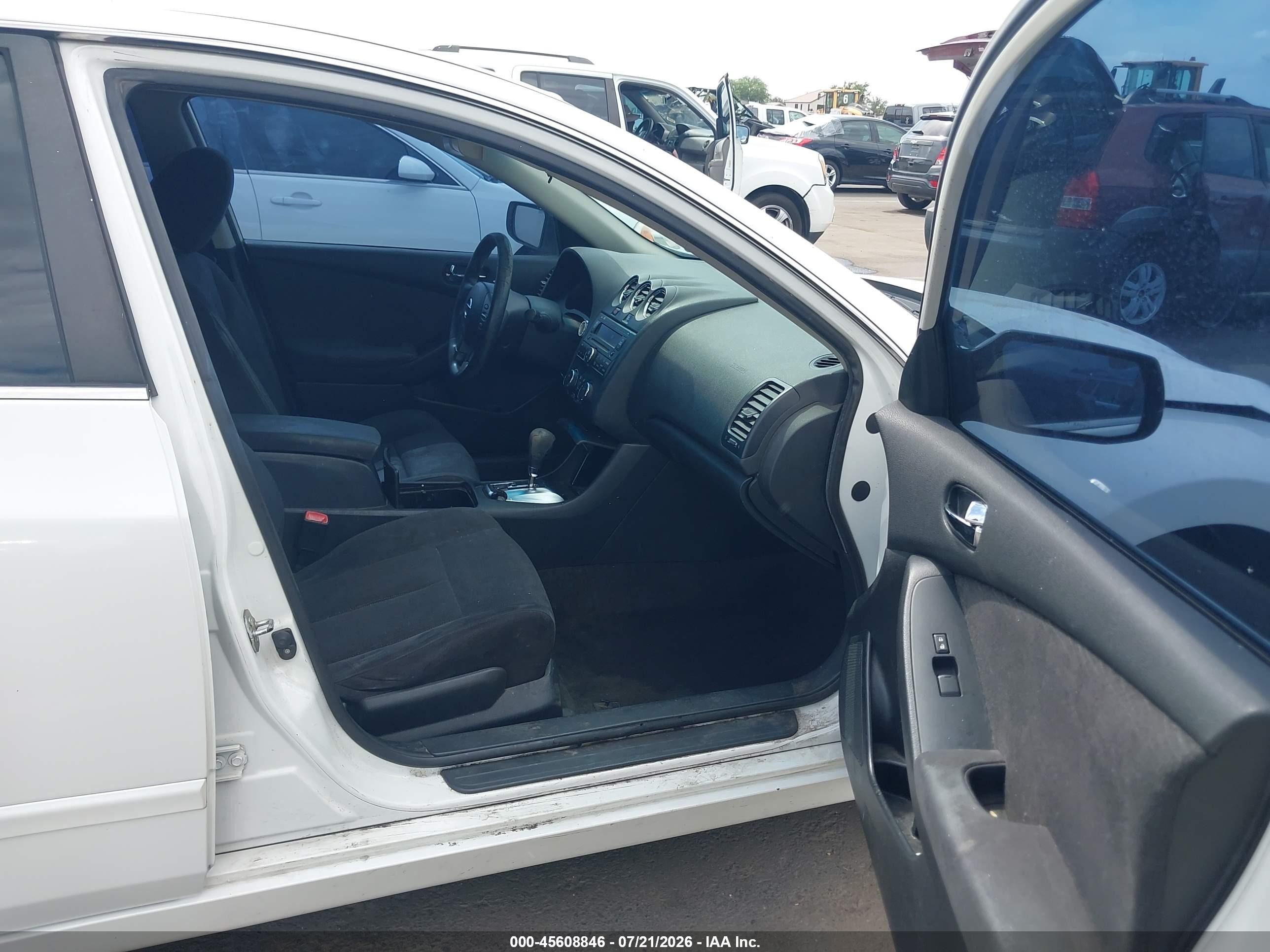 2012 Nissan Altima 2.5 S Белый vin: 1N4AL2AP8CN541989