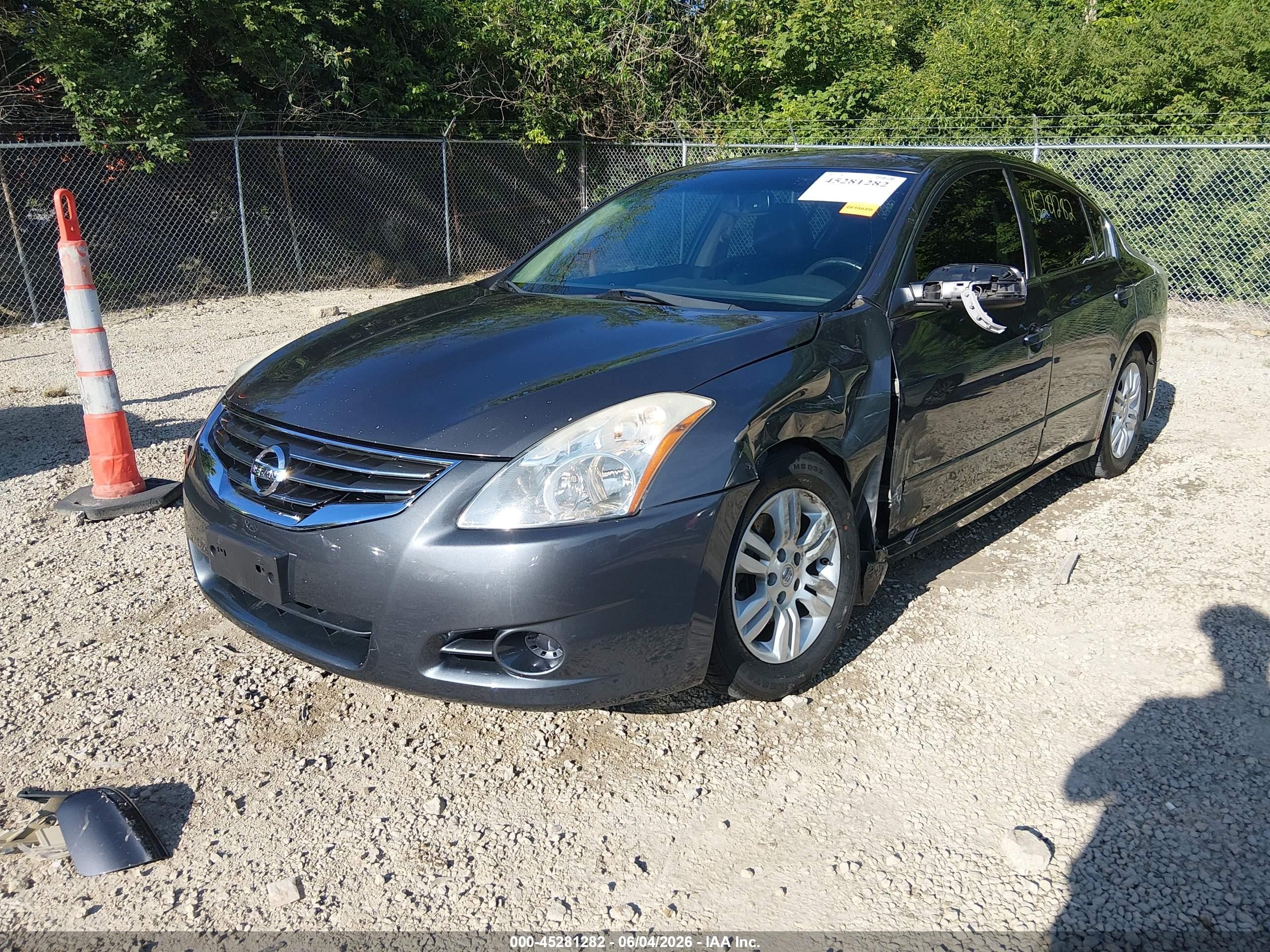 2012 Nissan Altima 2.5 S Gray vin: 1N4AL2AP8CN546822