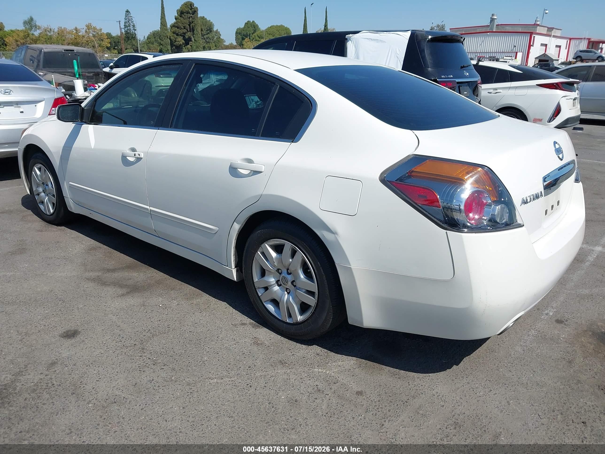 2012 Nissan Altima 2.5 S White vin: 1N4AL2AP8CN549090