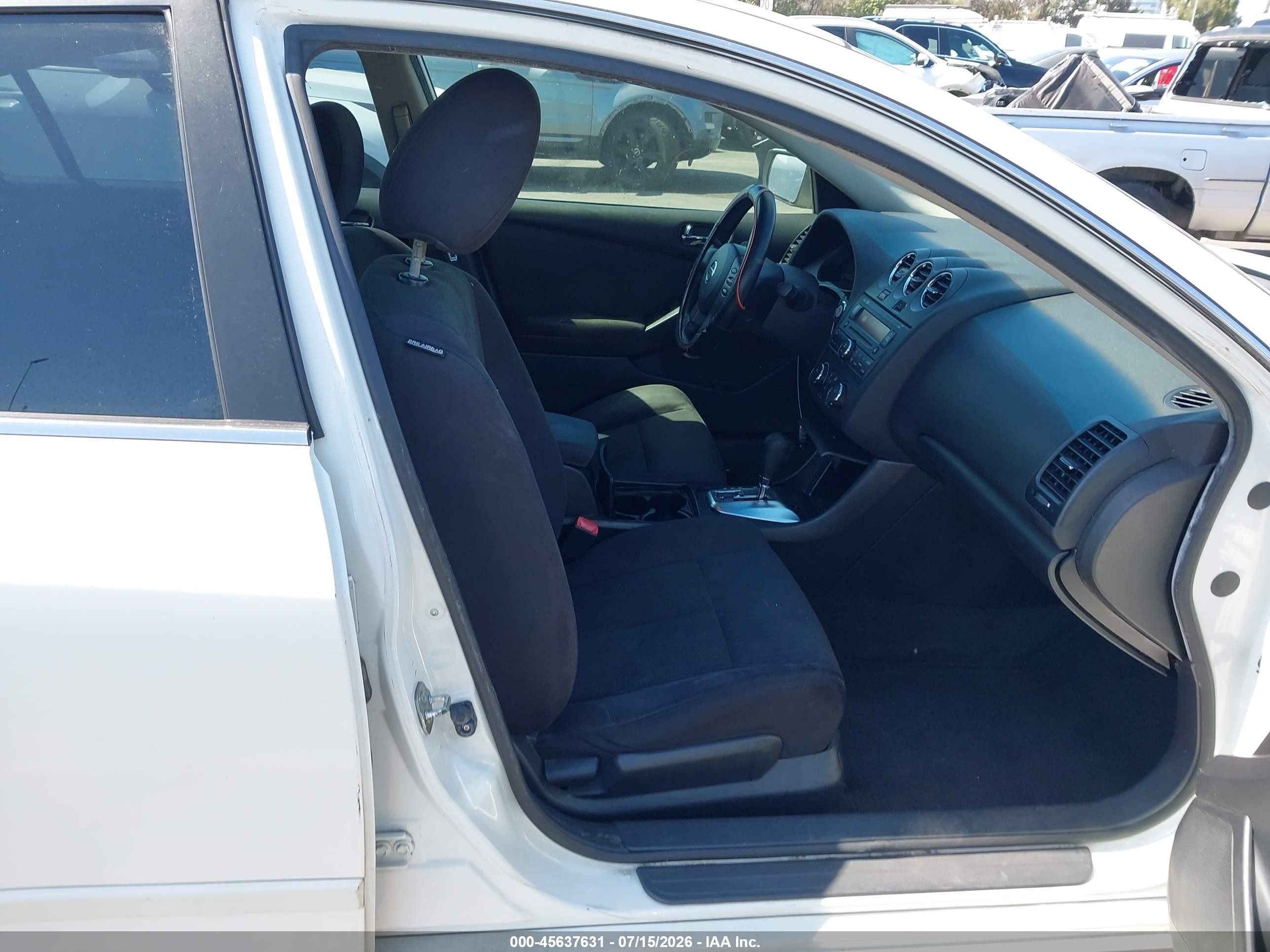 2012 Nissan Altima 2.5 S White vin: 1N4AL2AP8CN549090