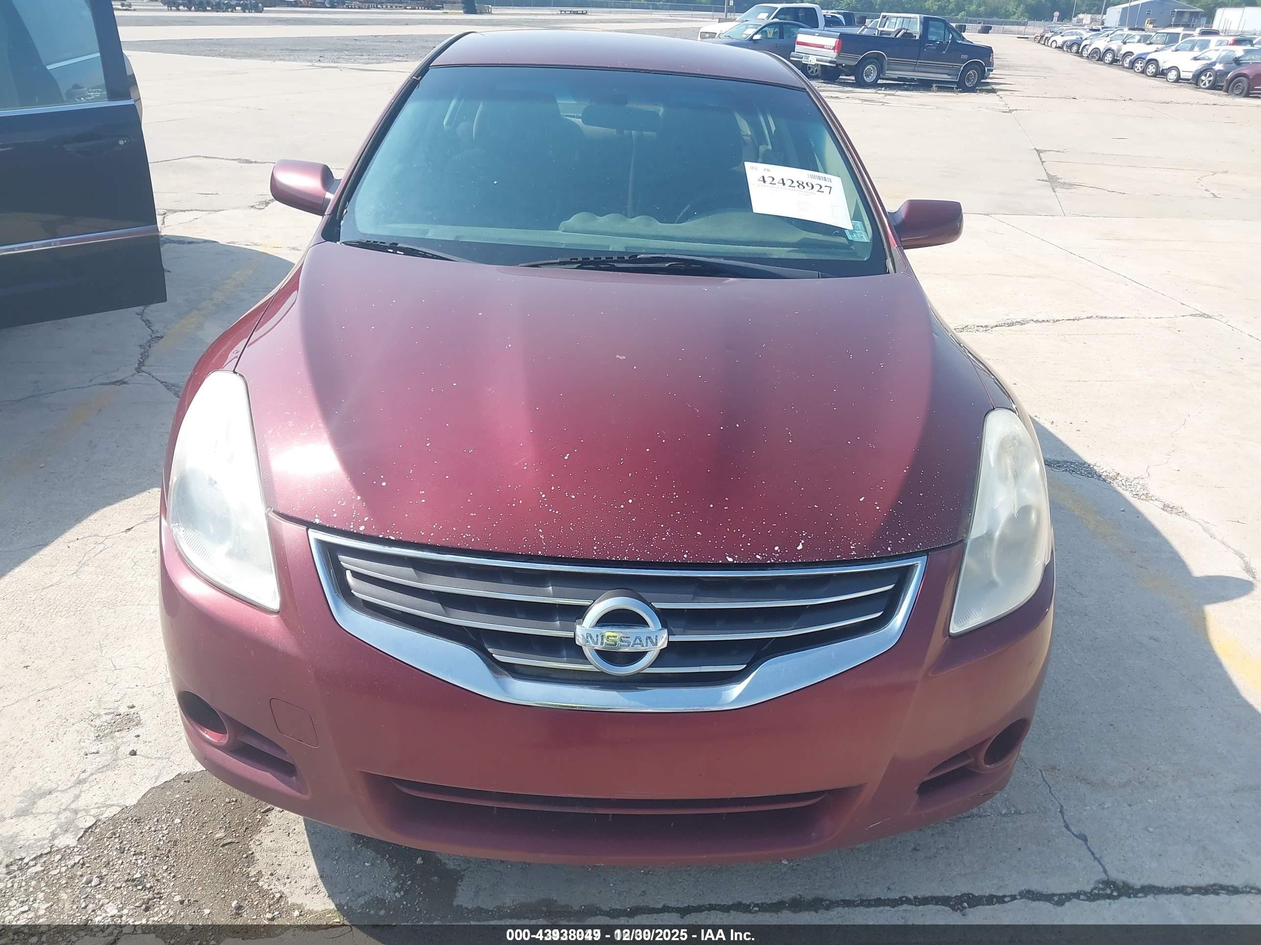 2012 Nissan Altima 2.5 S Maroon vin: 1N4AL2AP8CN555648