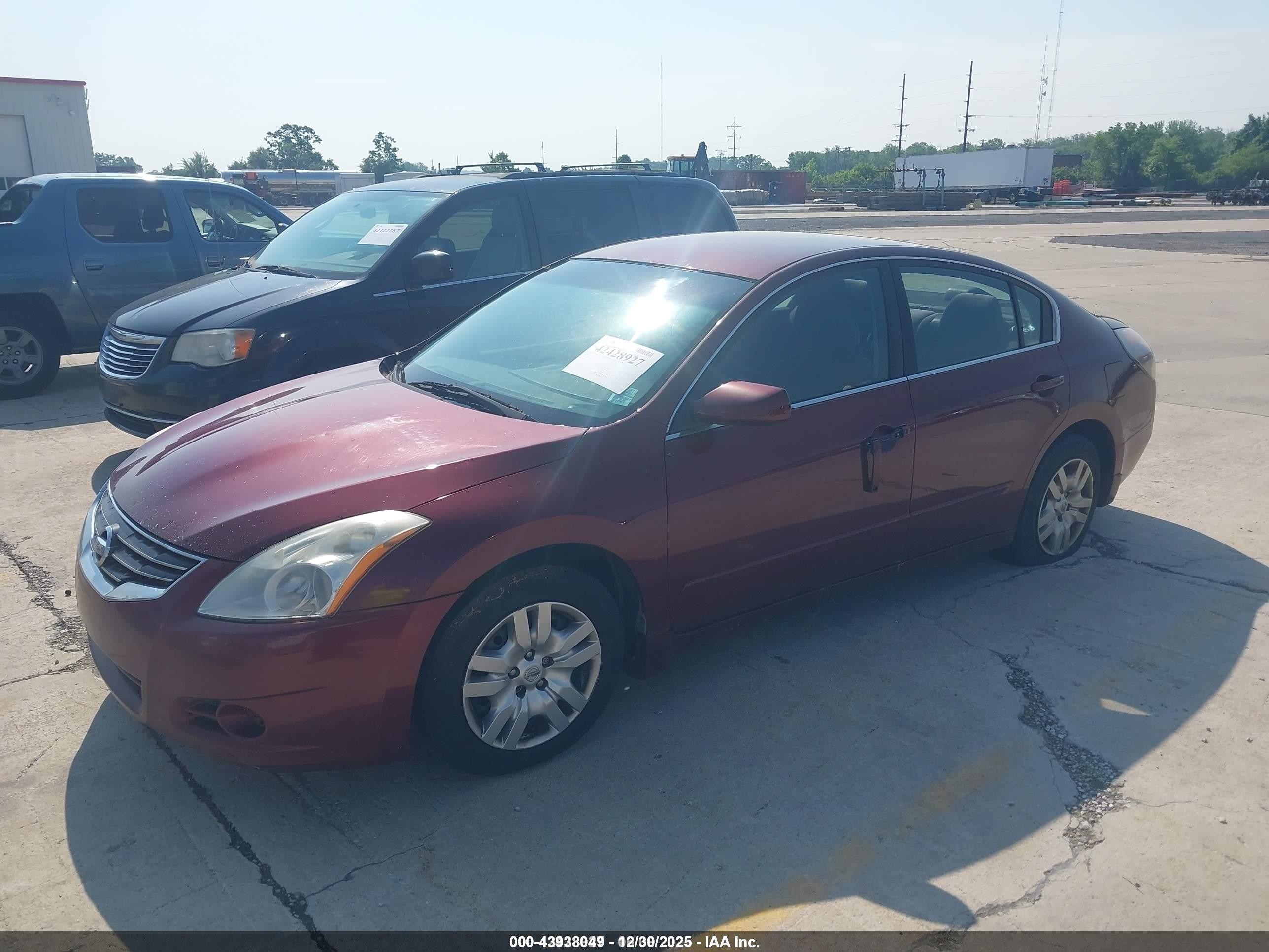 2012 Nissan Altima 2.5 S Maroon vin: 1N4AL2AP8CN555648