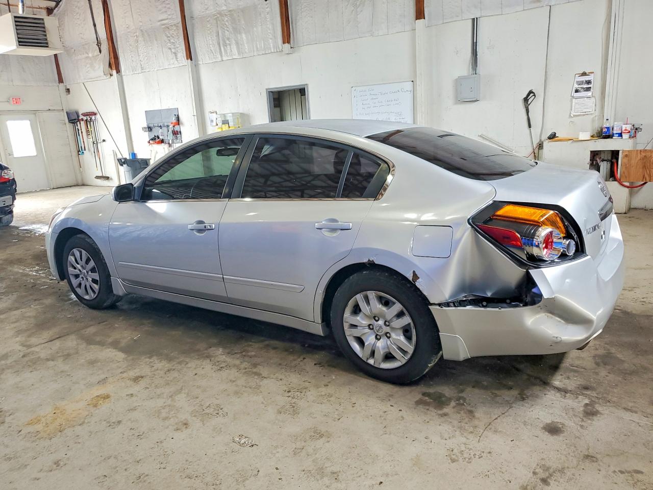 2010 Nissan Altima 2.5 Серебряный vin: 1N4AL2AP9AC100736