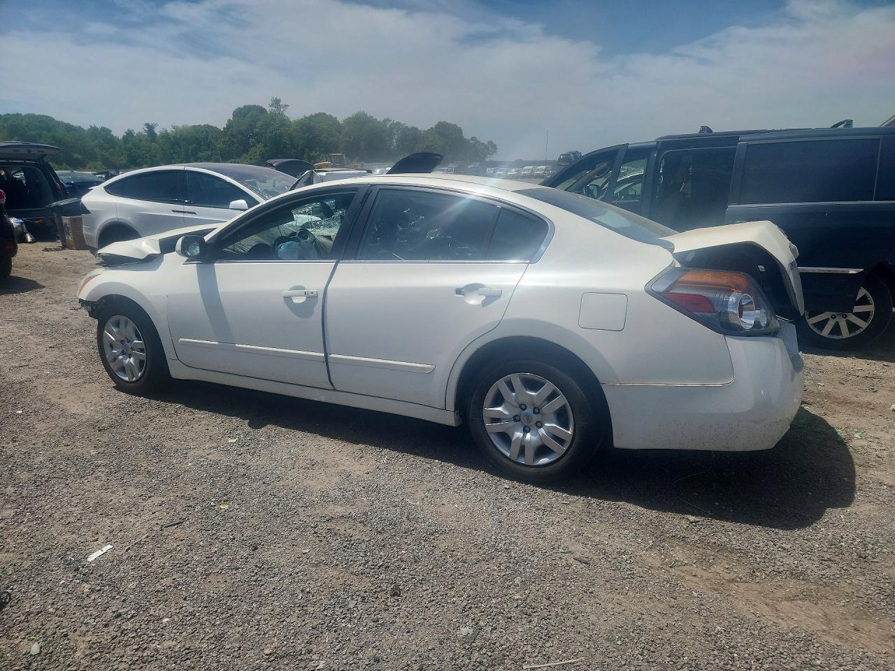 2010 Nissan Altima 2.5 White vin: 1N4AL2AP9AC142226