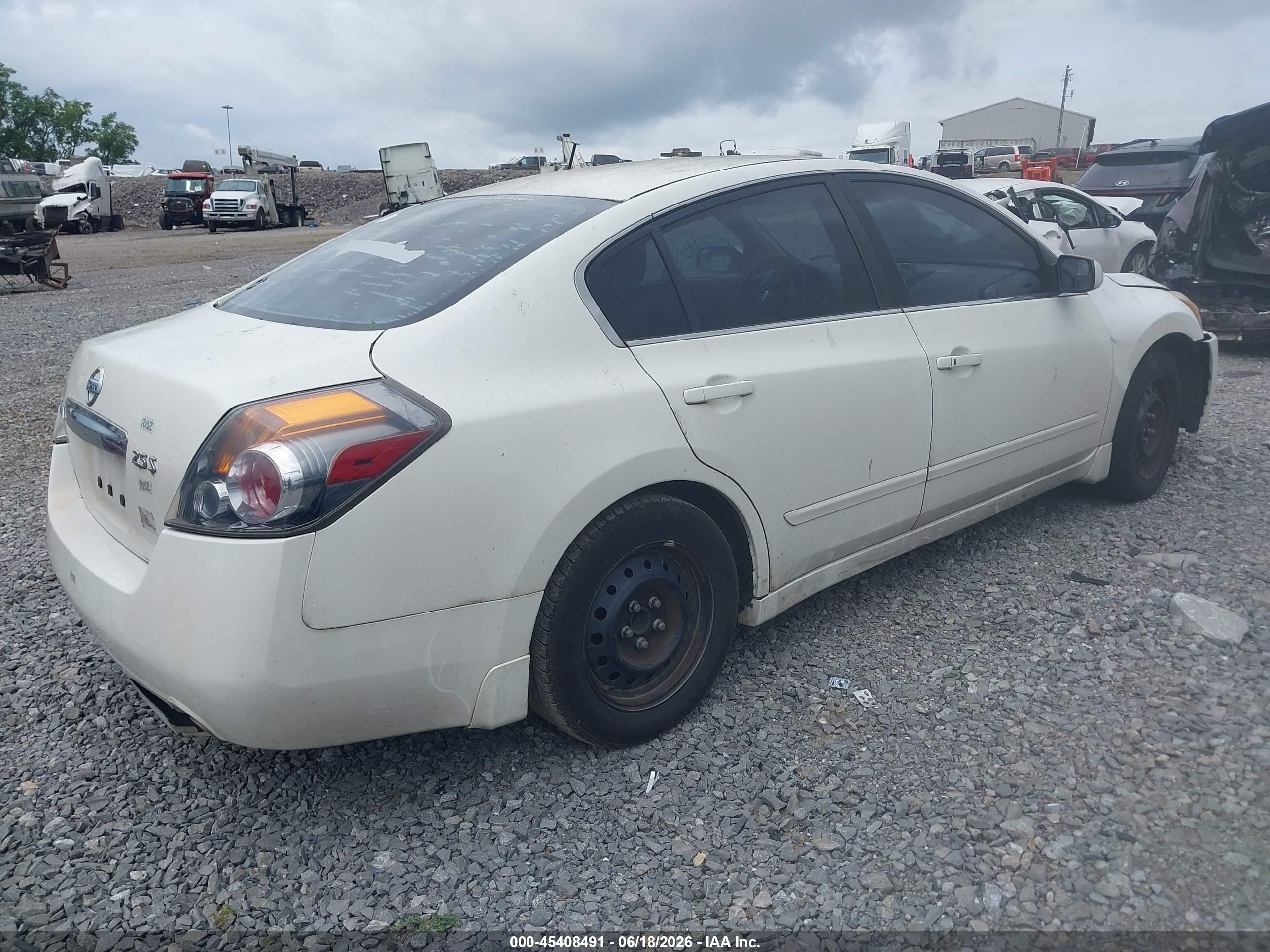 2010 Nissan Altima 2.5 S White vin: 1N4AL2AP9AC171032