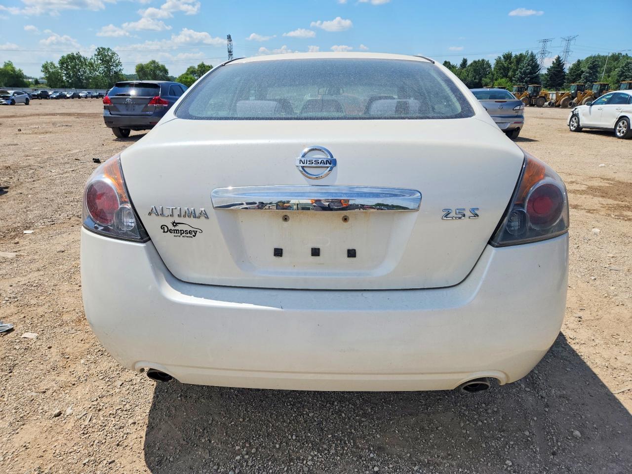 2010 Nissan Altima Base White vin: 1N4AL2AP9AN452302