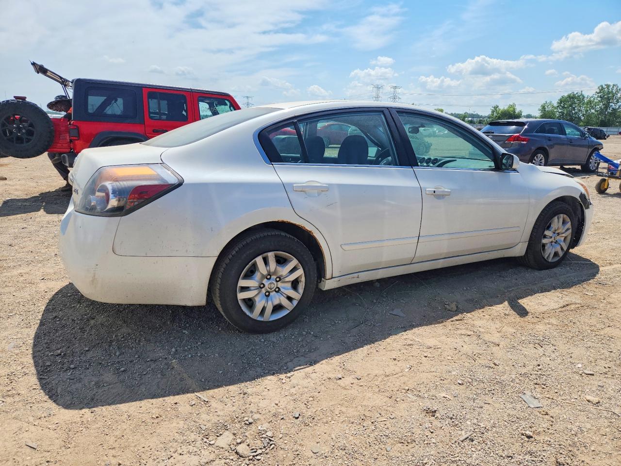 2010 Nissan Altima Base White vin: 1N4AL2AP9AN452302