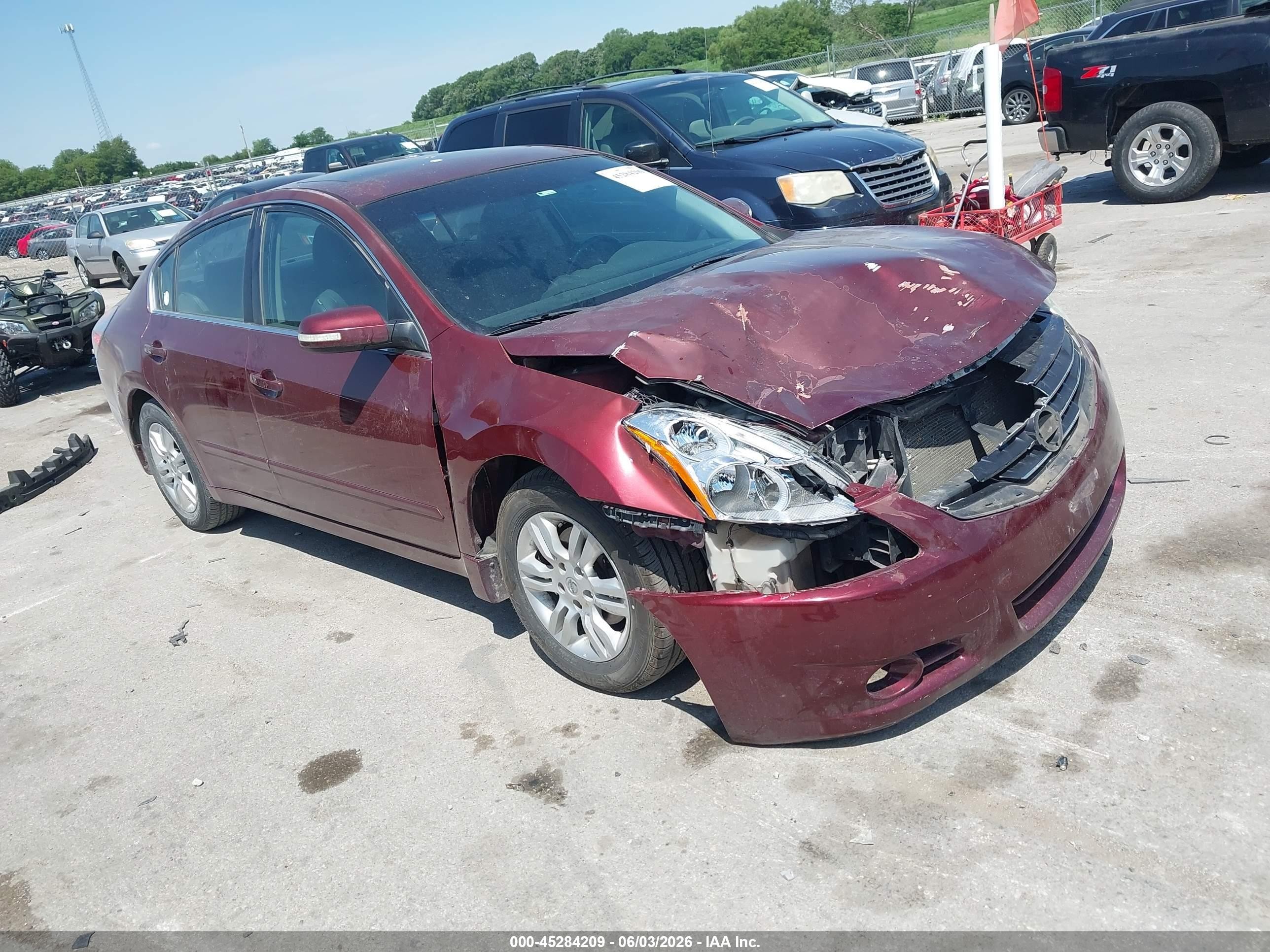 2010 Nissan Altima 2.5 S Red vin: 1N4AL2AP9AN459766