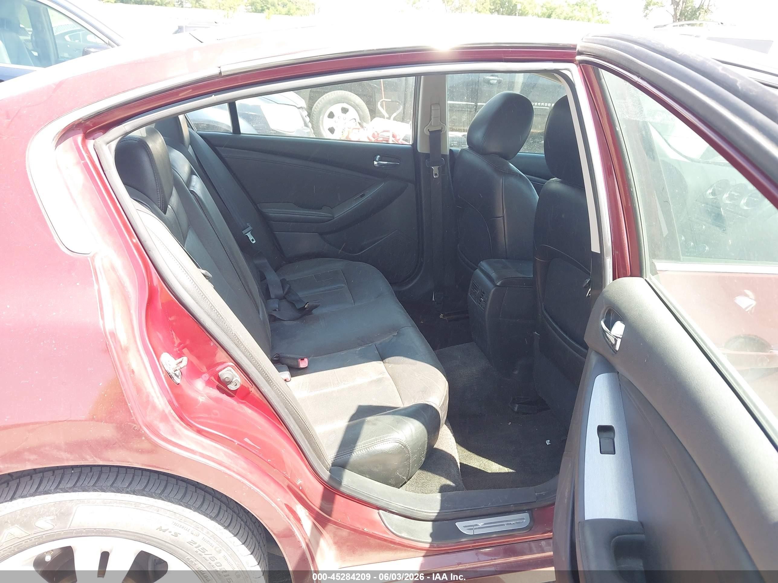 2010 Nissan Altima 2.5 S Red vin: 1N4AL2AP9AN459766
