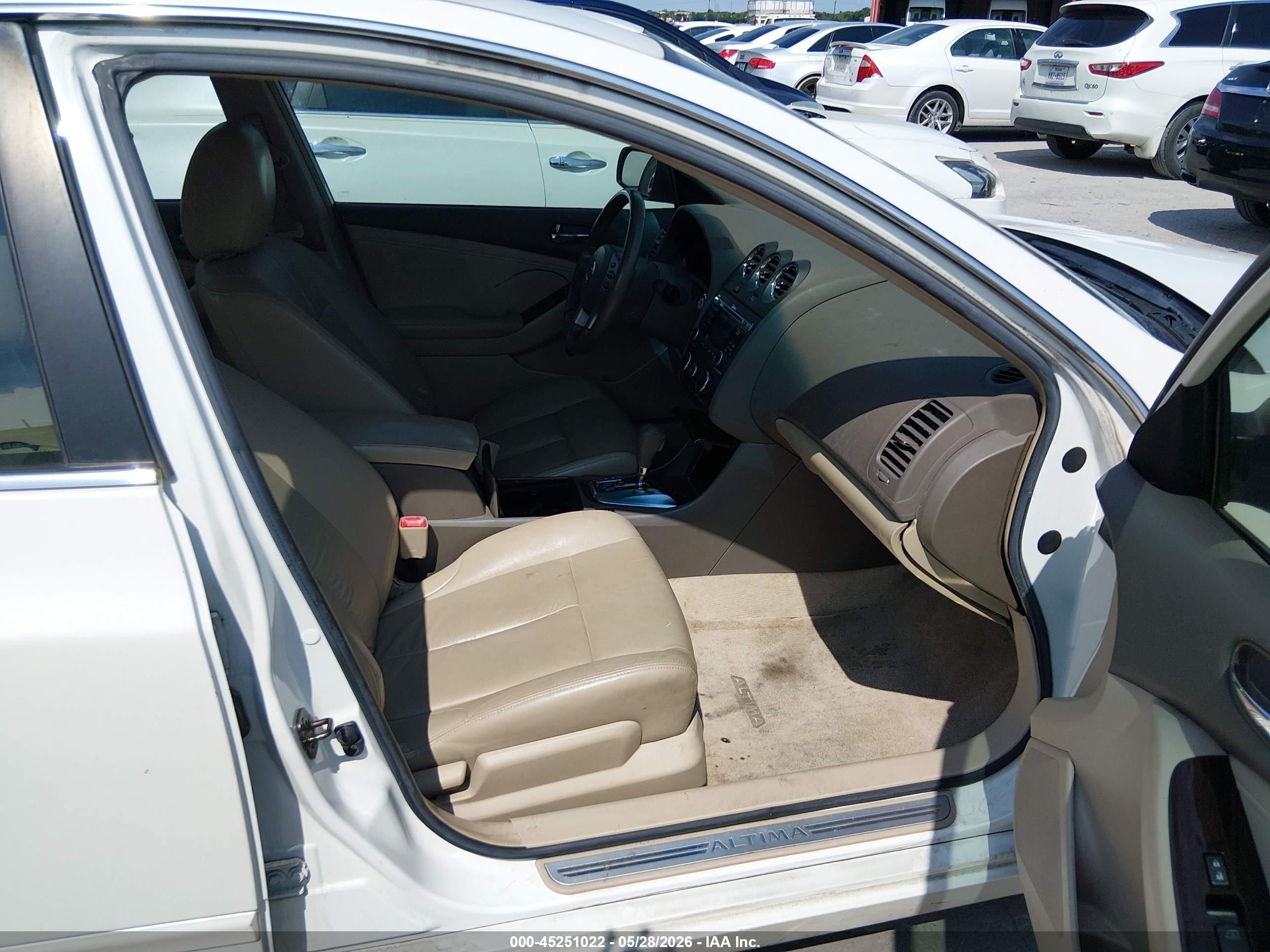 2010 Nissan Altima 2.5 S Белый vin: 1N4AL2AP9AN479595