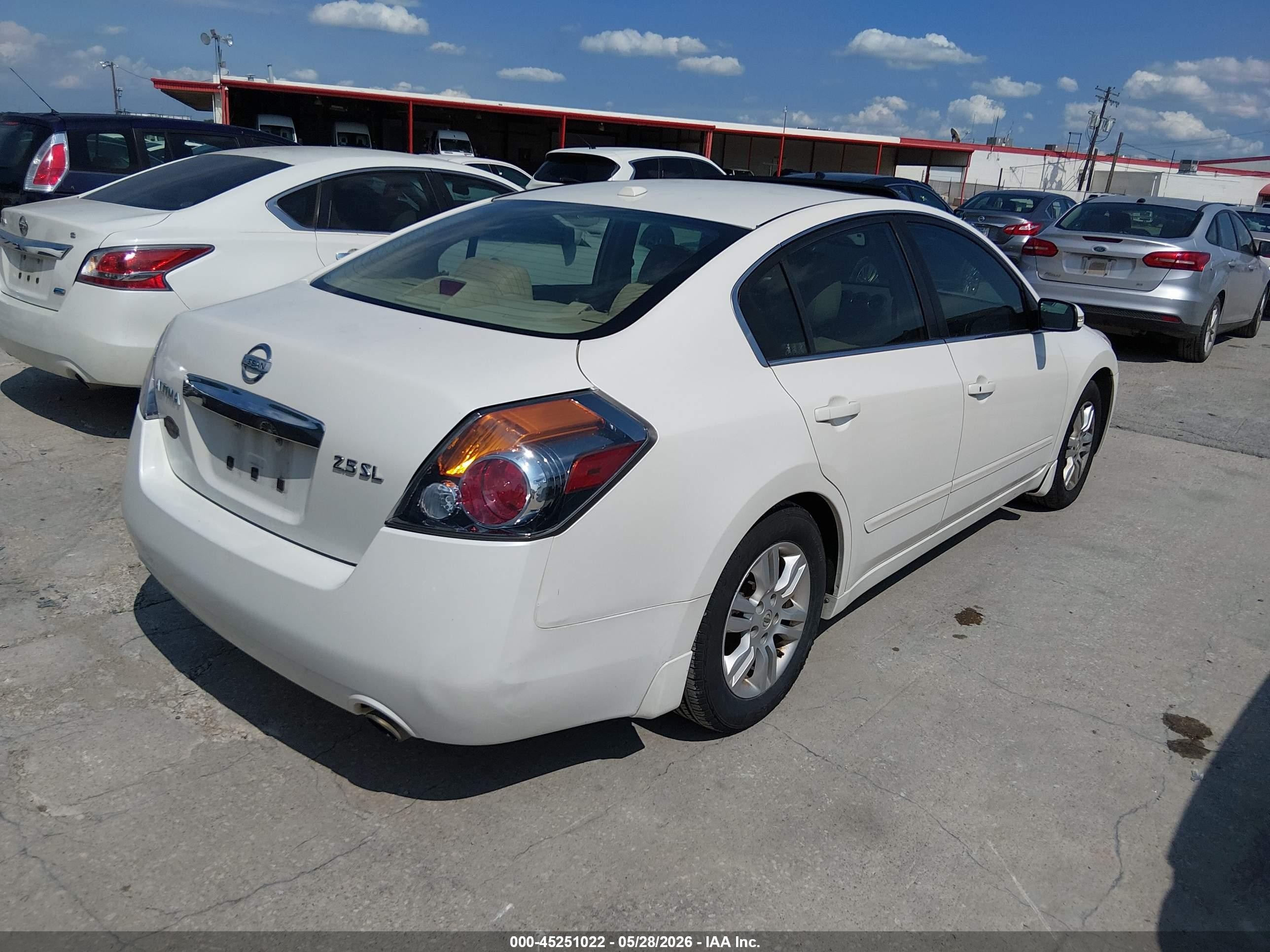 2010 Nissan Altima 2.5 S Белый vin: 1N4AL2AP9AN479595