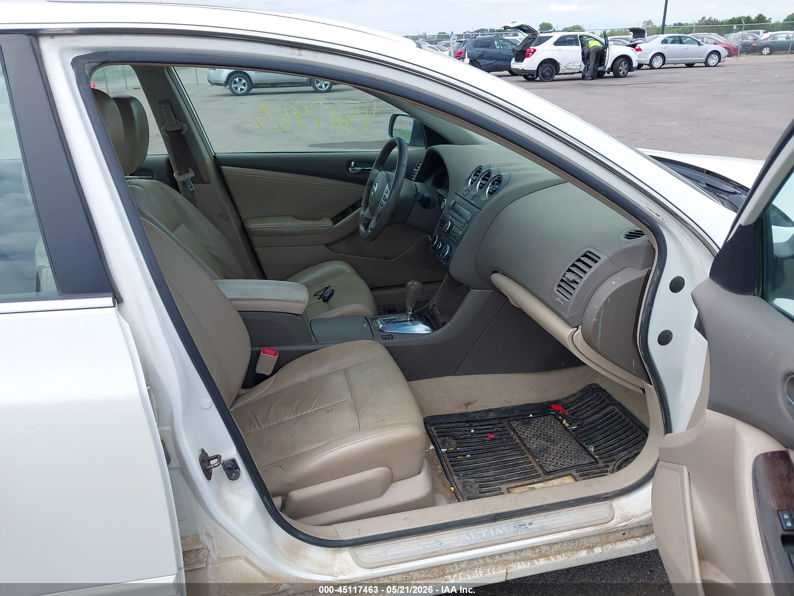 2010 Nissan Altima 2.5 S White vin: 1N4AL2AP9AN487356