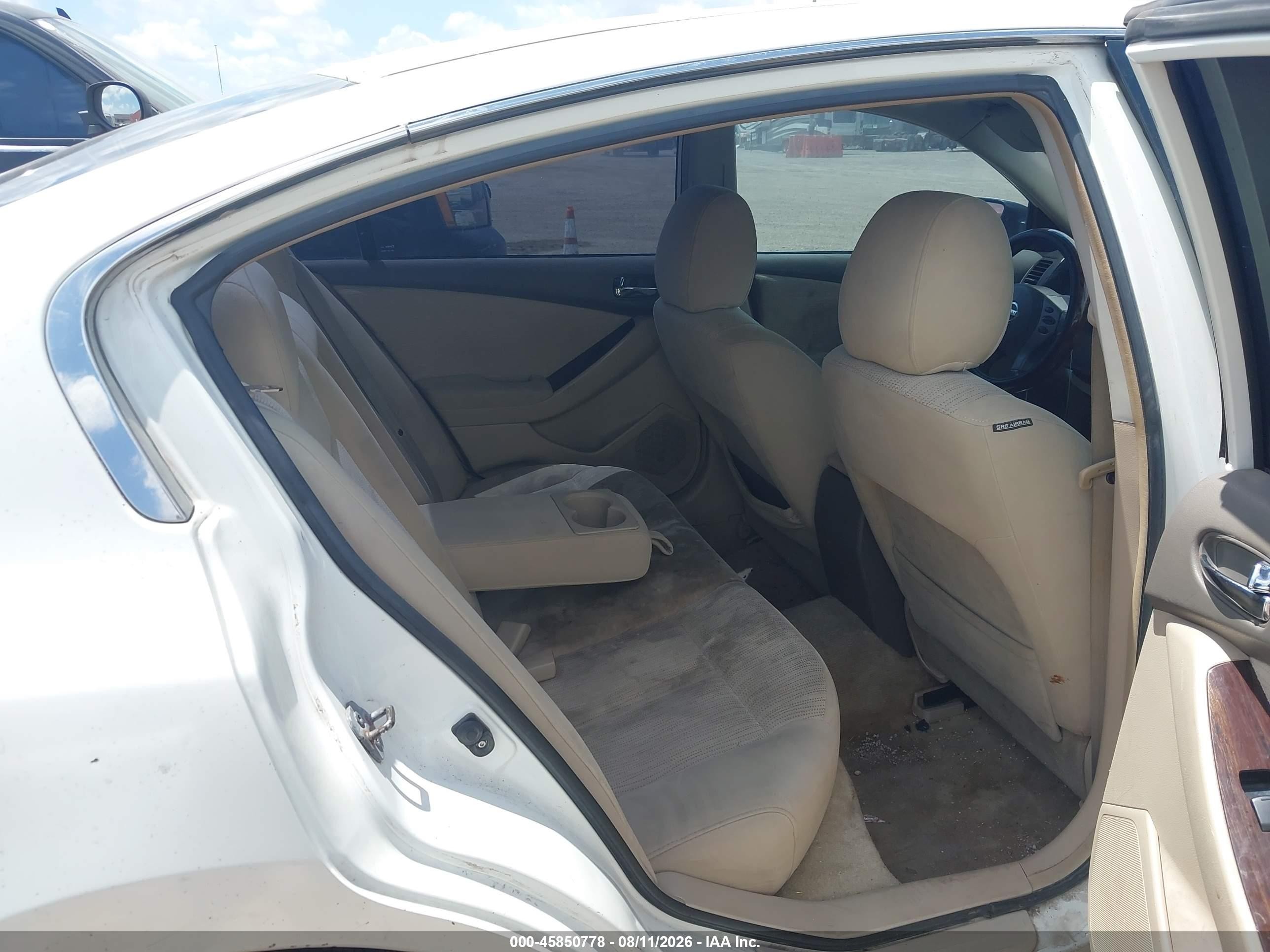 2010 Nissan Altima 2.5 S White vin: 1N4AL2AP9AN508657