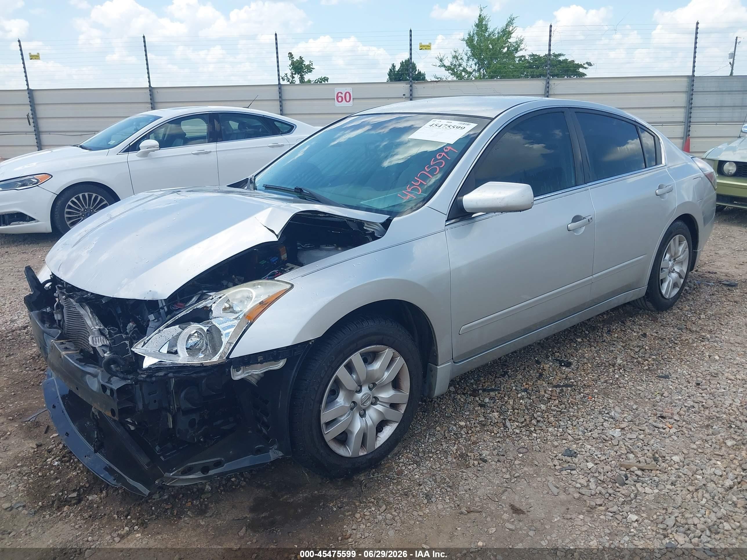 2010 Nissan Altima 2.5 S Silver vin: 1N4AL2AP9AN529363