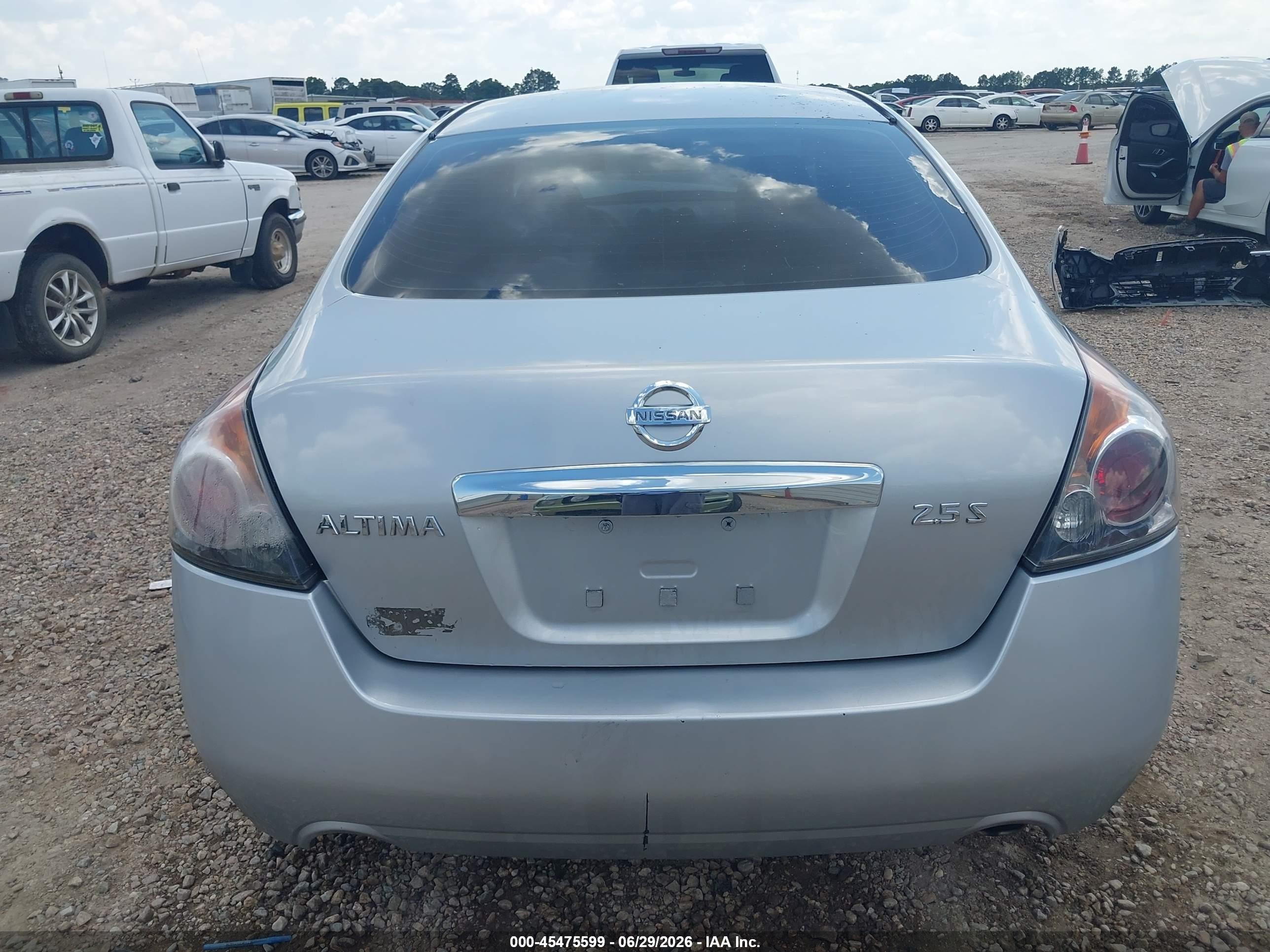 2010 Nissan Altima 2.5 S Silver vin: 1N4AL2AP9AN529363