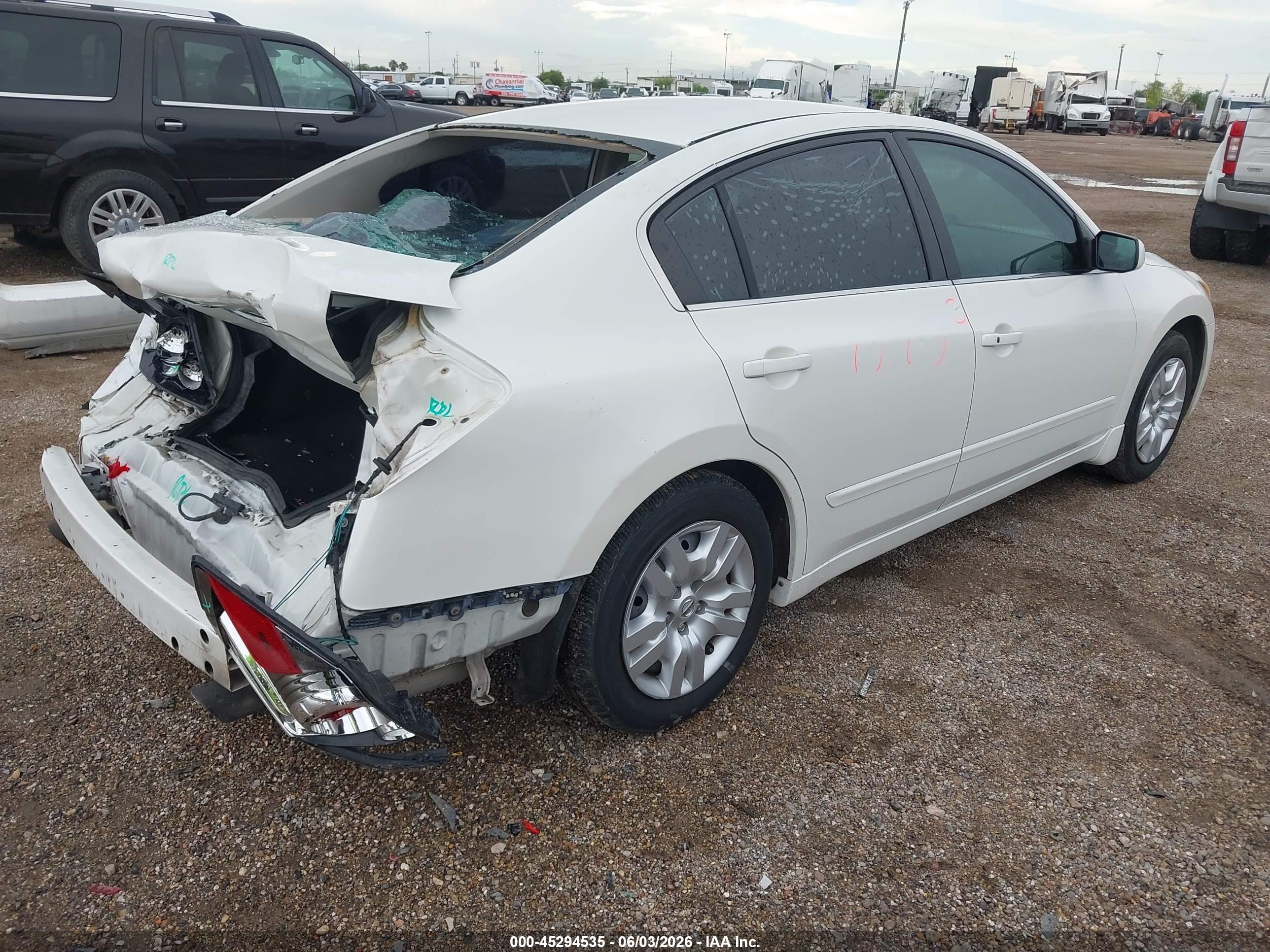 2010 Nissan Altima 2.5 S White vin: 1N4AL2AP9AN546566