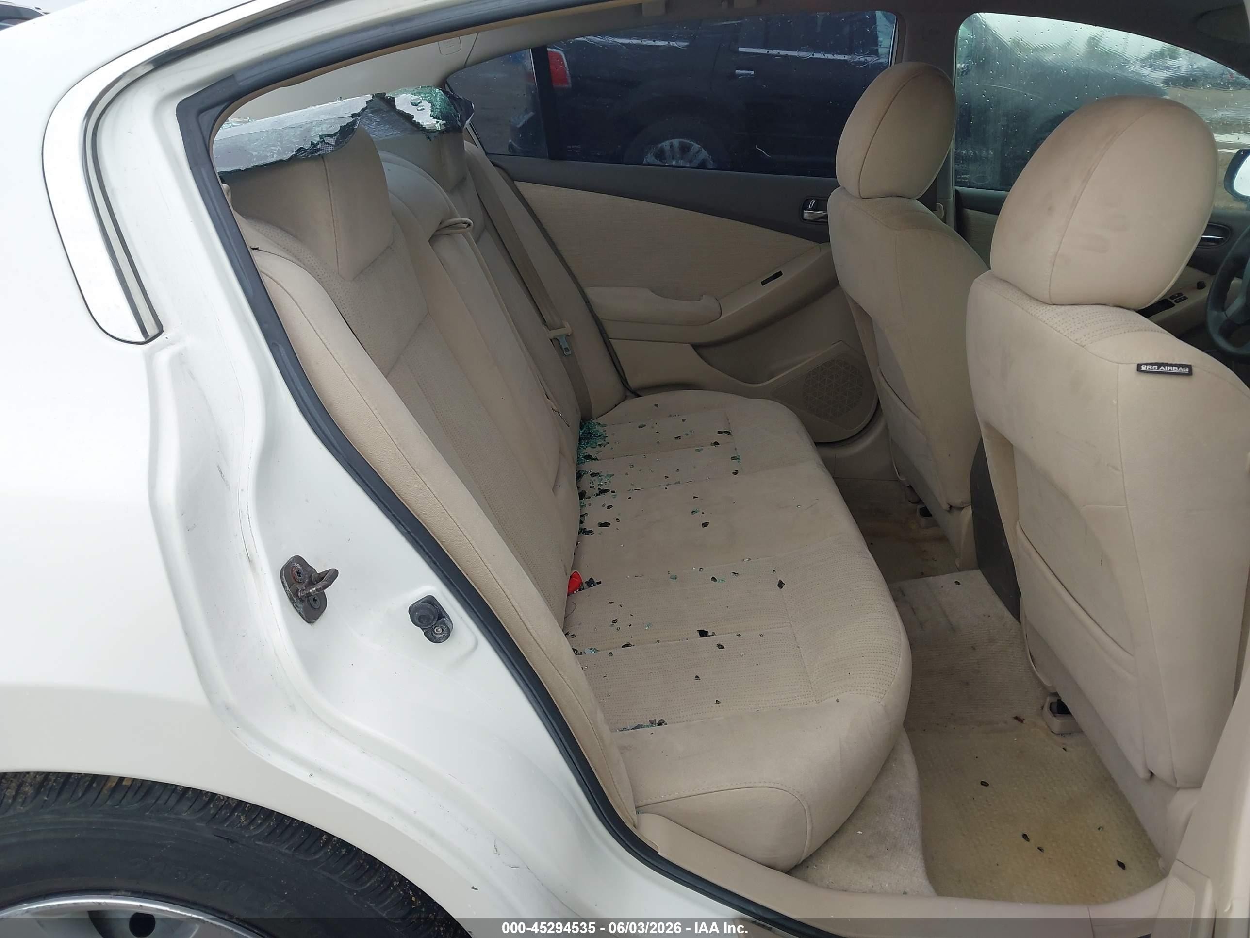 2010 Nissan Altima 2.5 S White vin: 1N4AL2AP9AN546566