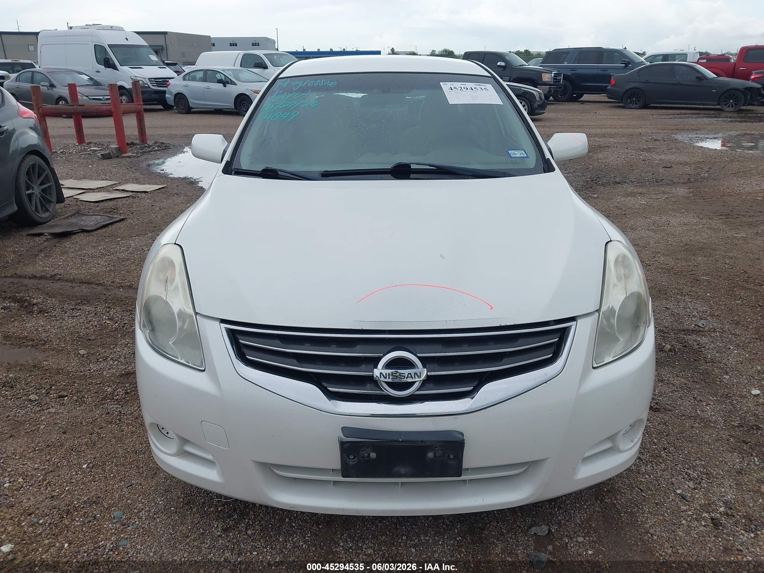 2010 Nissan Altima 2.5 S White vin: 1N4AL2AP9AN546566
