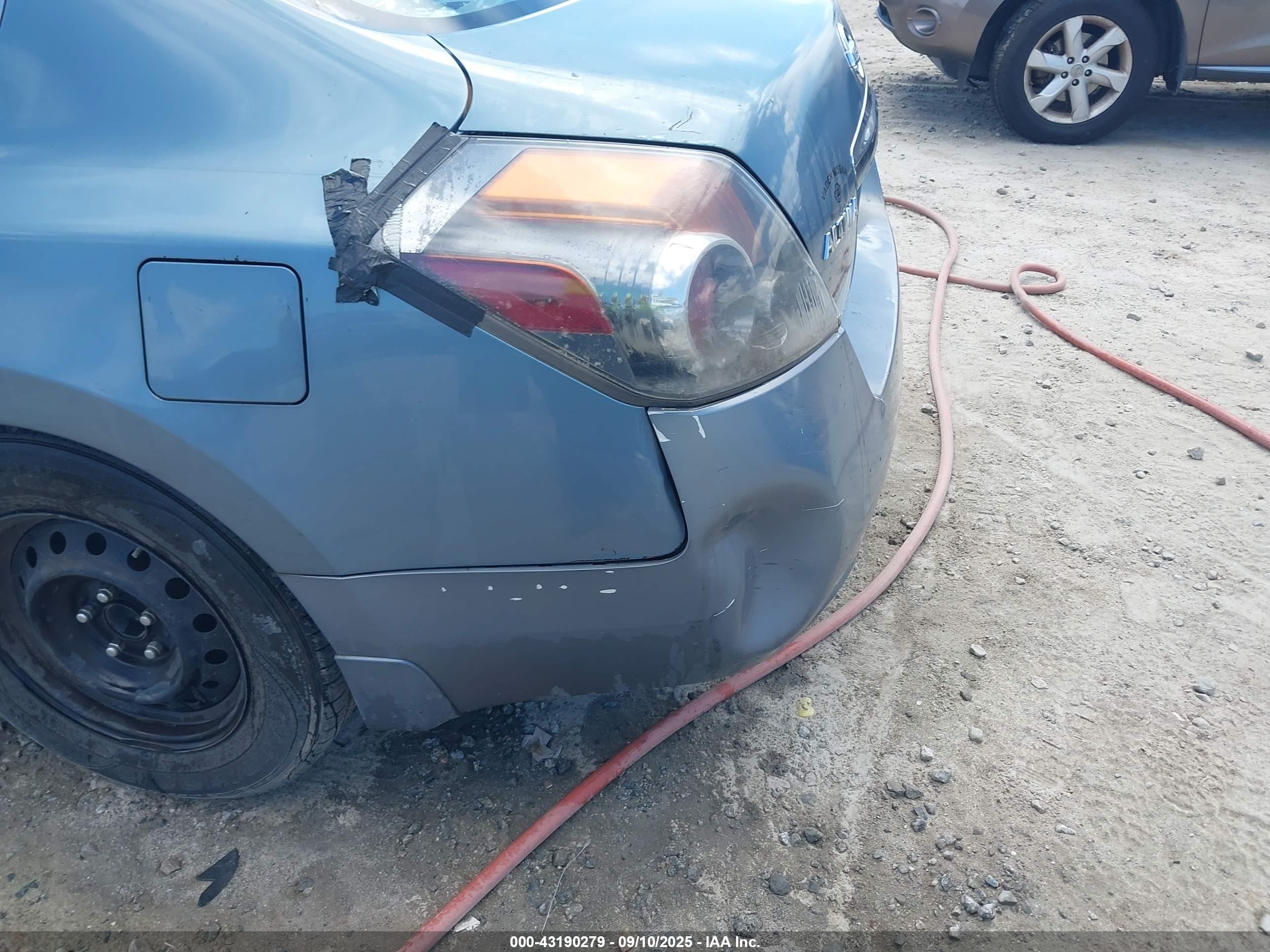 2010 Nissan Altima 2.5 S Blue vin: 1N4AL2AP9AN549578