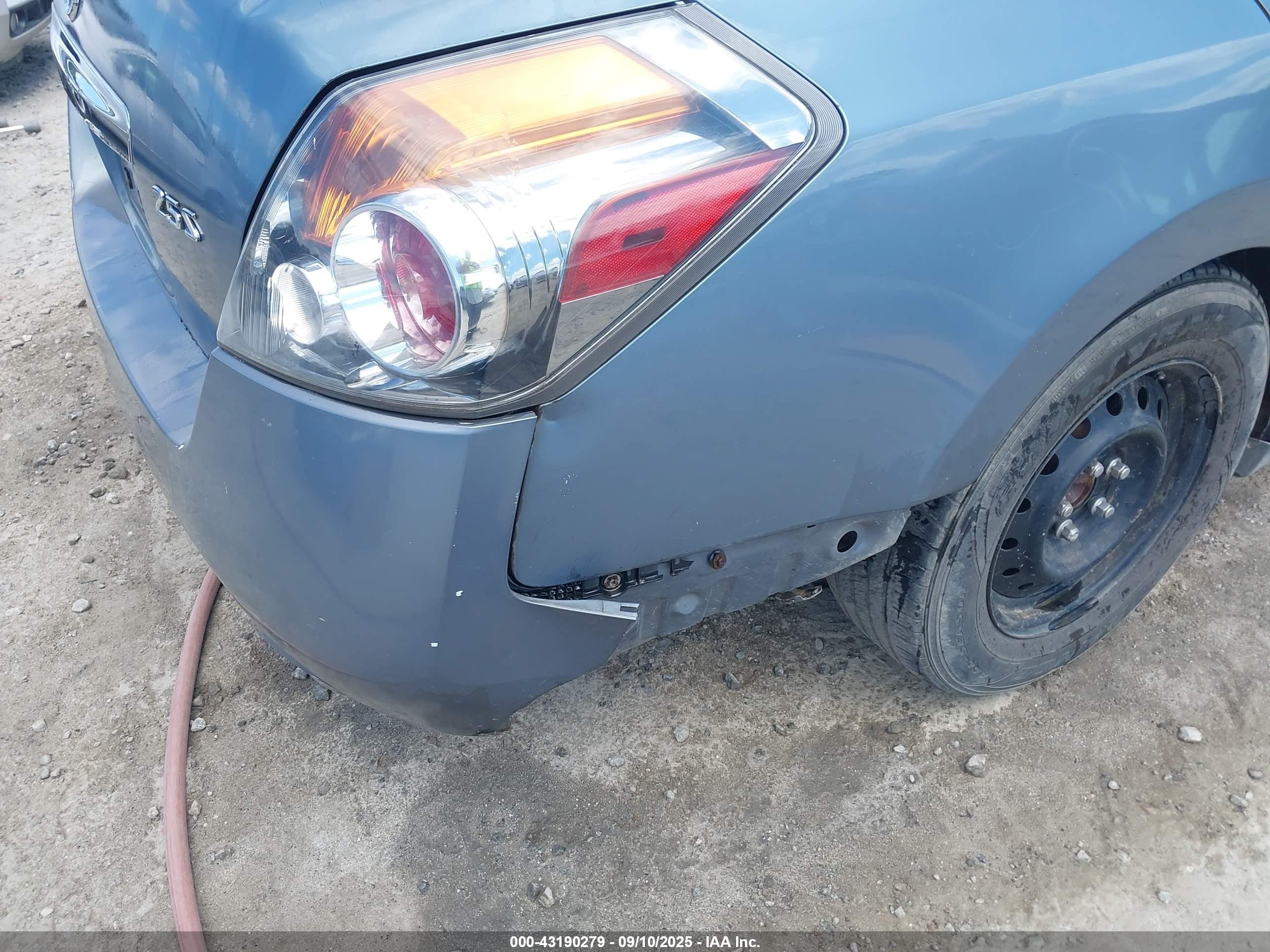 2010 Nissan Altima 2.5 S Blue vin: 1N4AL2AP9AN549578