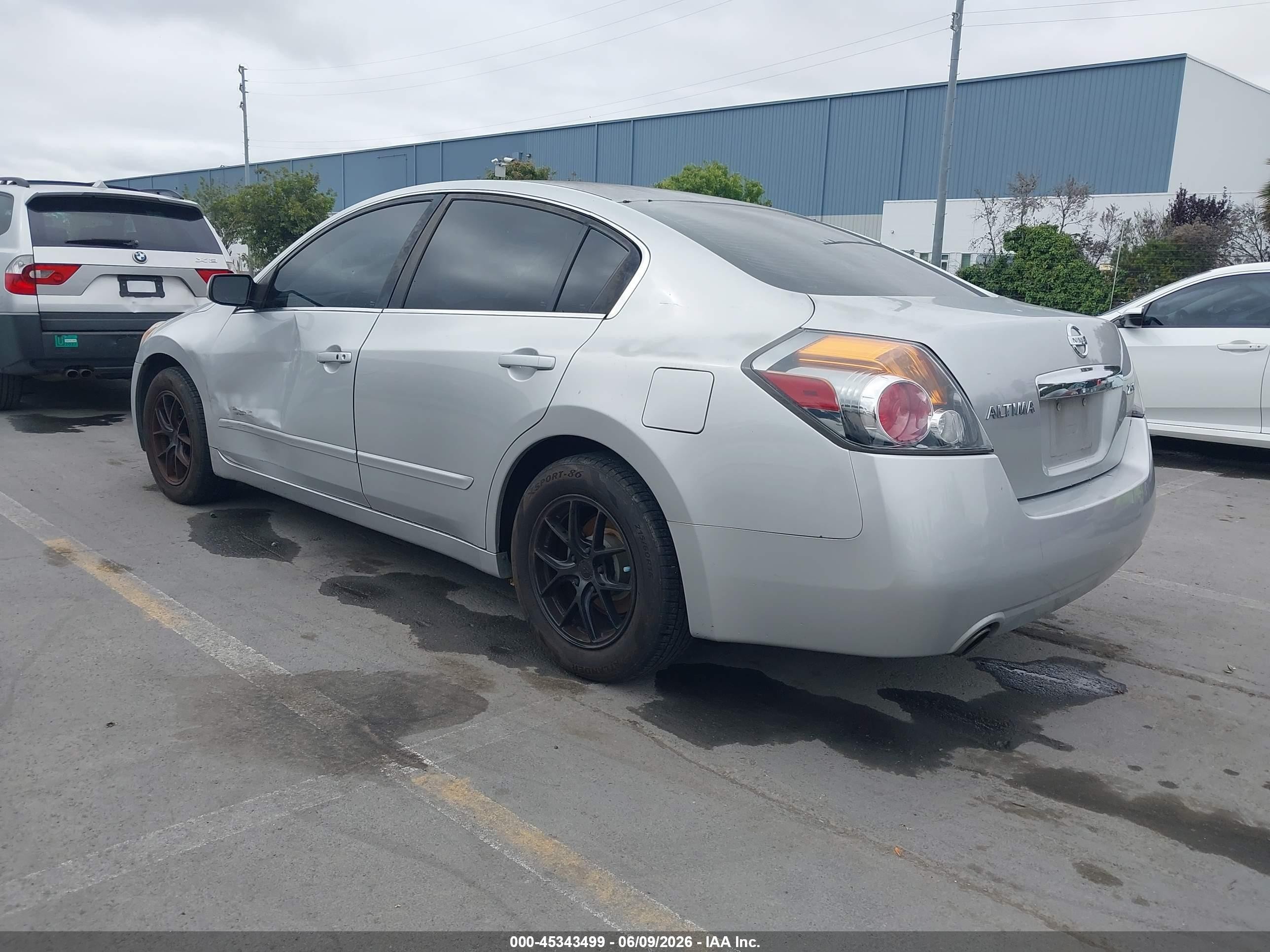 2011 Nissan Altima 2.5 S Silver vin: 1N4AL2AP9BC101385