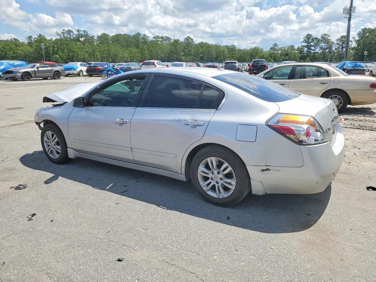 2011 Nissan Altima Base/s Silver vin: 1N4AL2AP9BC112872