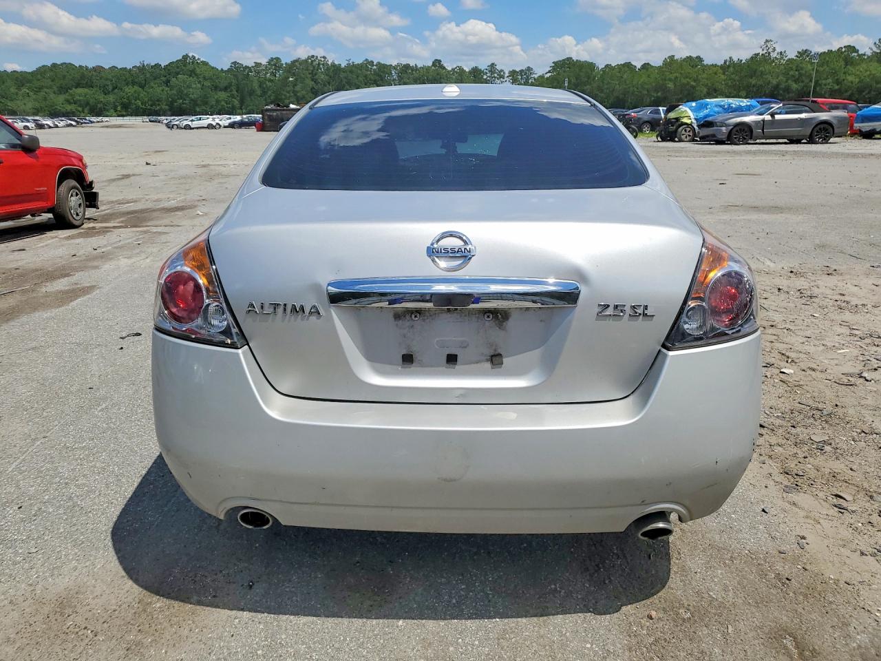 2011 Nissan Altima Base/s Silver vin: 1N4AL2AP9BC112872