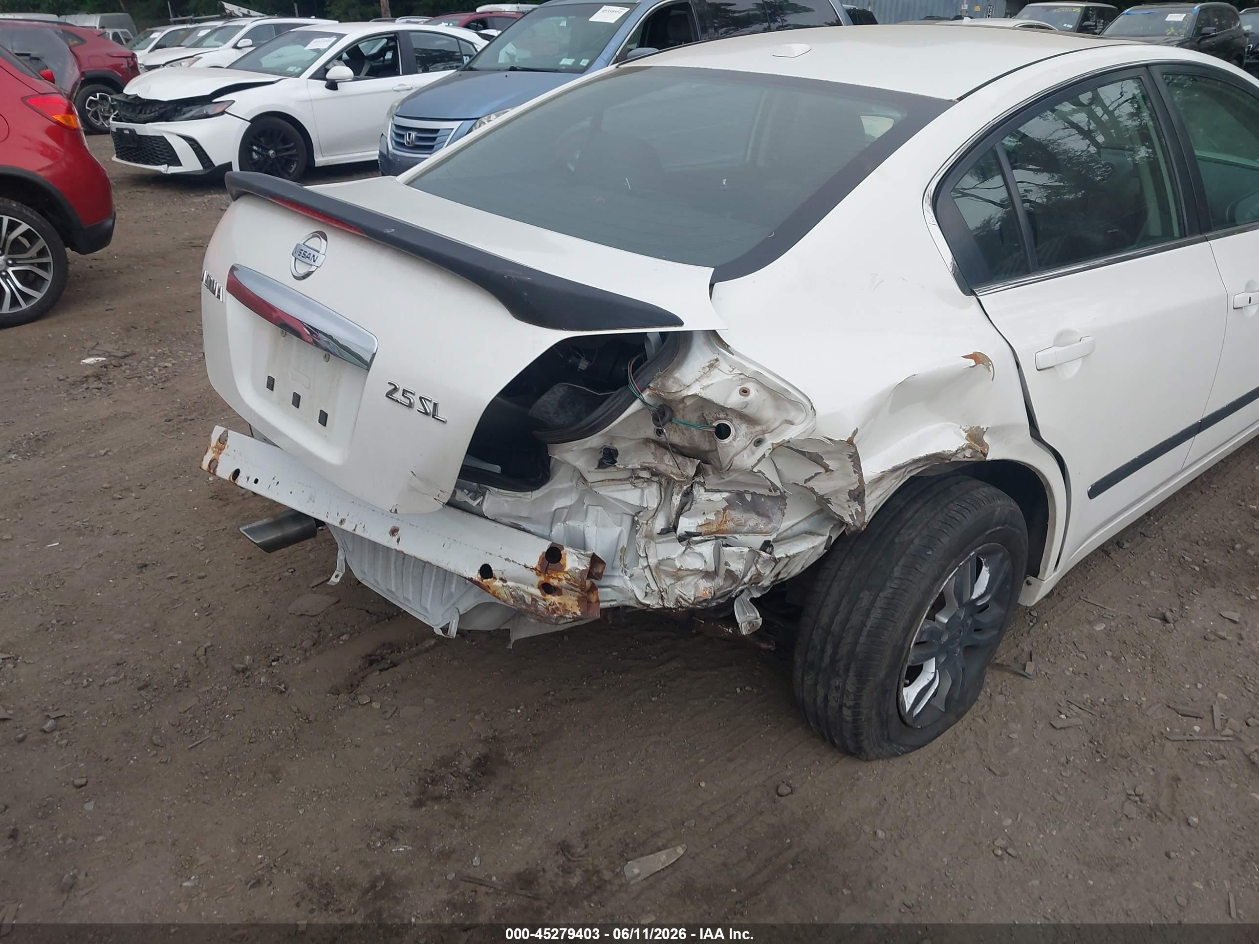2011 Nissan Altima 2.5 S White vin: 1N4AL2AP9BN401254