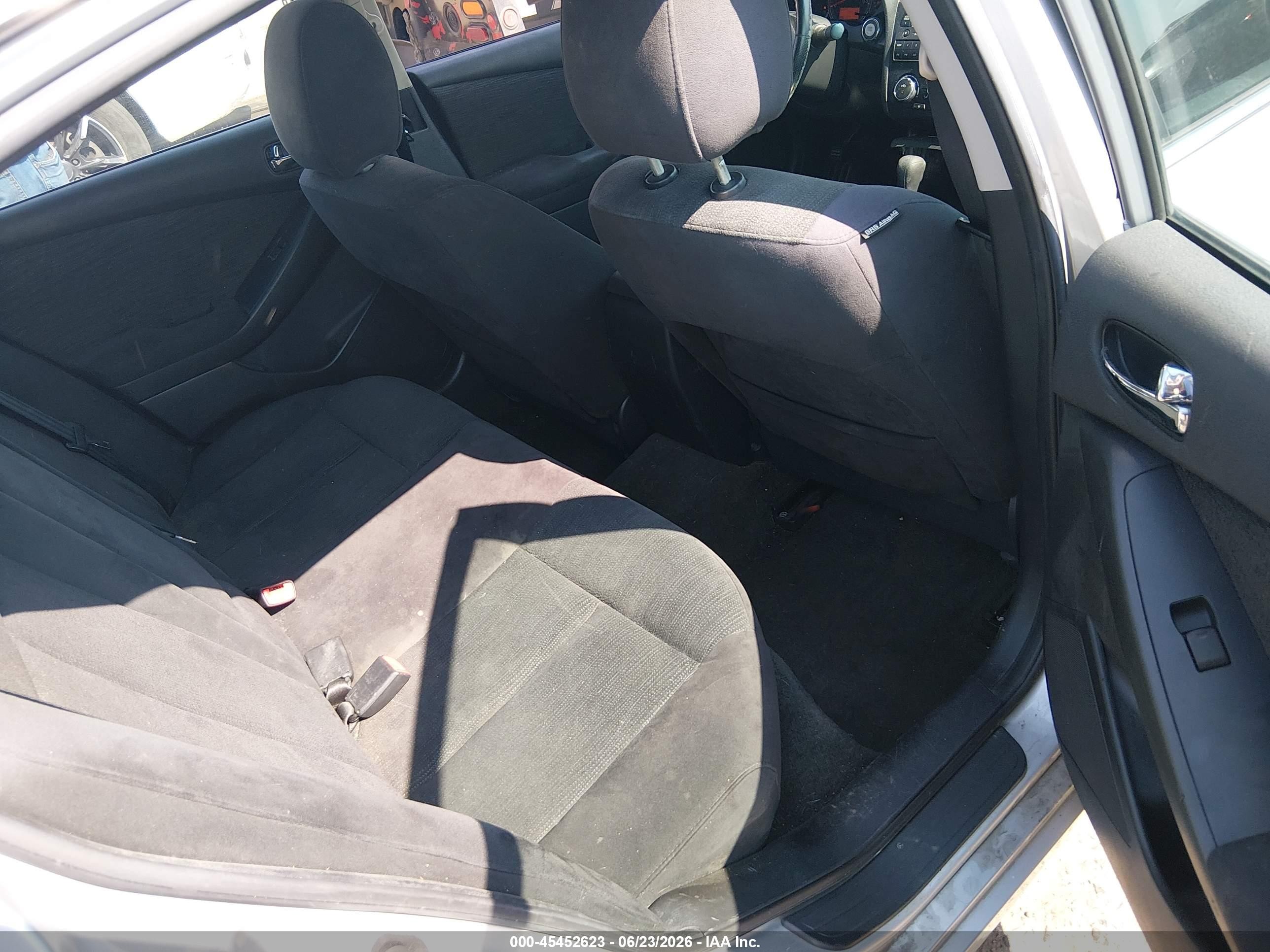 2011 Nissan Altima 2.5 S Серебряный vin: 1N4AL2AP9BN408351