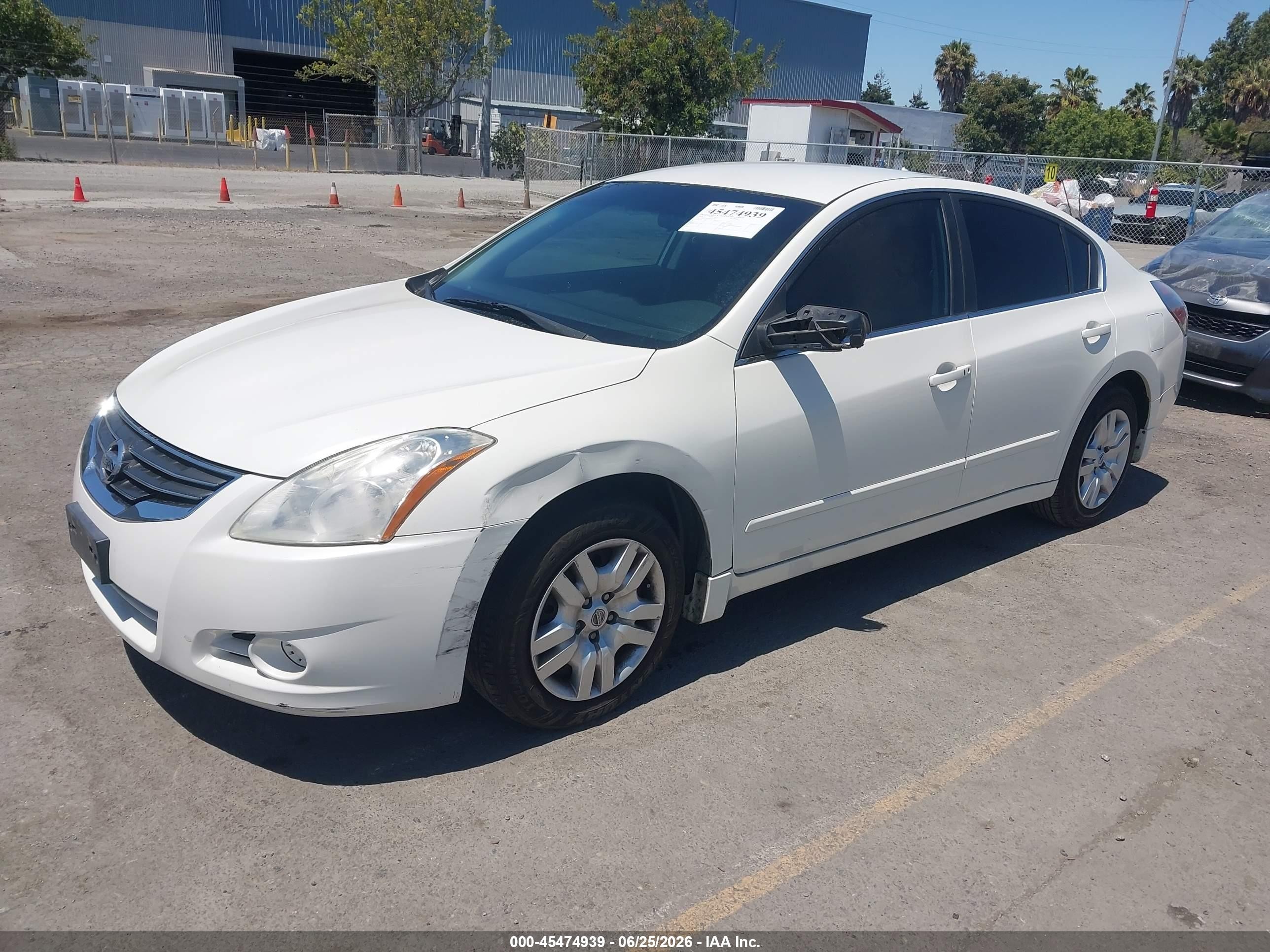 2011 Nissan Altima 2.5 S White vin: 1N4AL2AP9BN413789