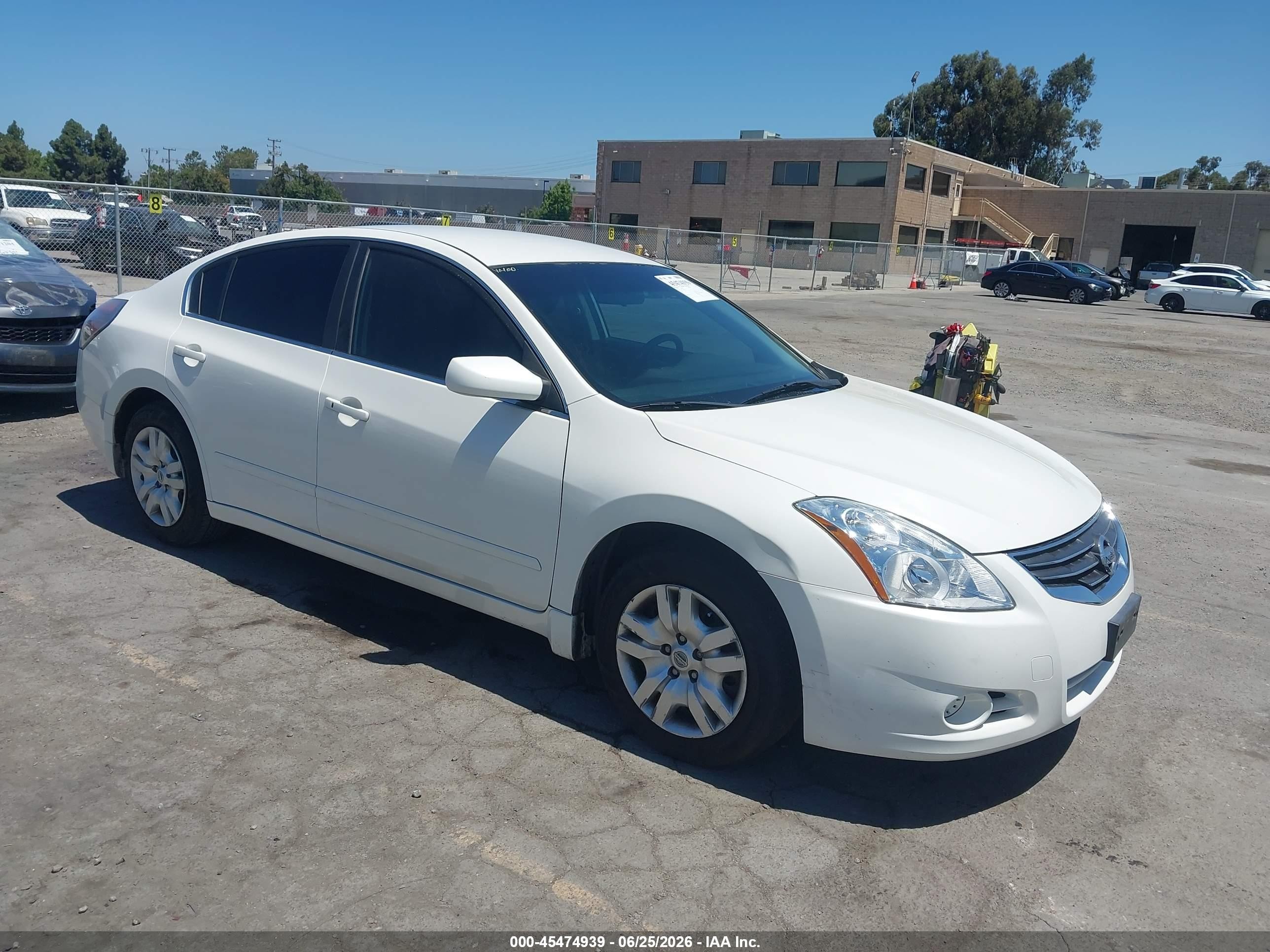 2011 Nissan Altima 2.5 S White vin: 1N4AL2AP9BN413789