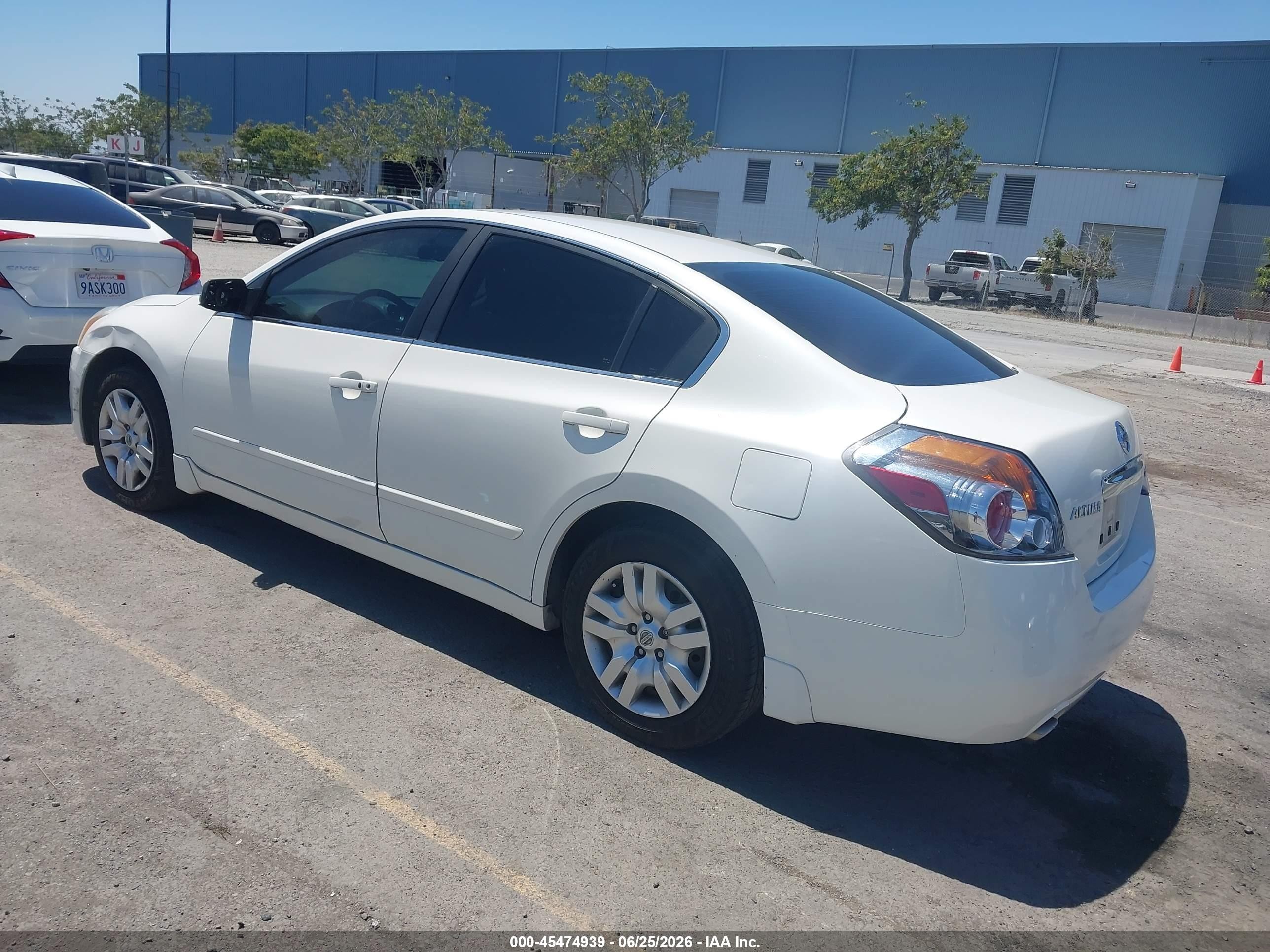2011 Nissan Altima 2.5 S White vin: 1N4AL2AP9BN413789