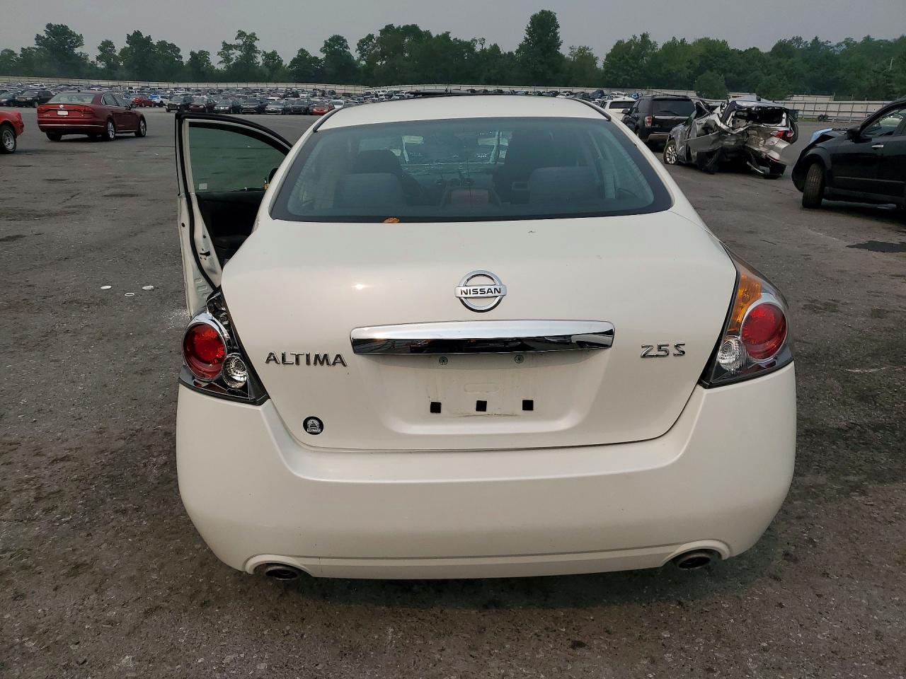 2011 Nissan Altima 2.5 White vin: 1N4AL2AP9BN430821