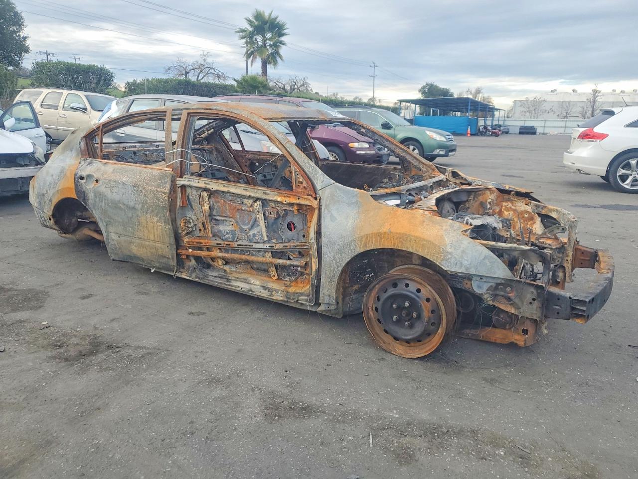 2011 Nissan Altima Burn vin: 1N4AL2AP9BN433363