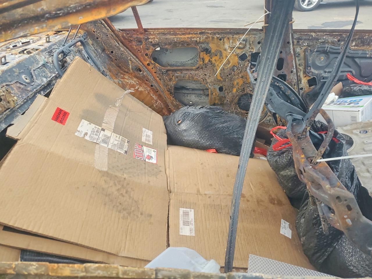 2011 Nissan Altima Burn vin: 1N4AL2AP9BN433363