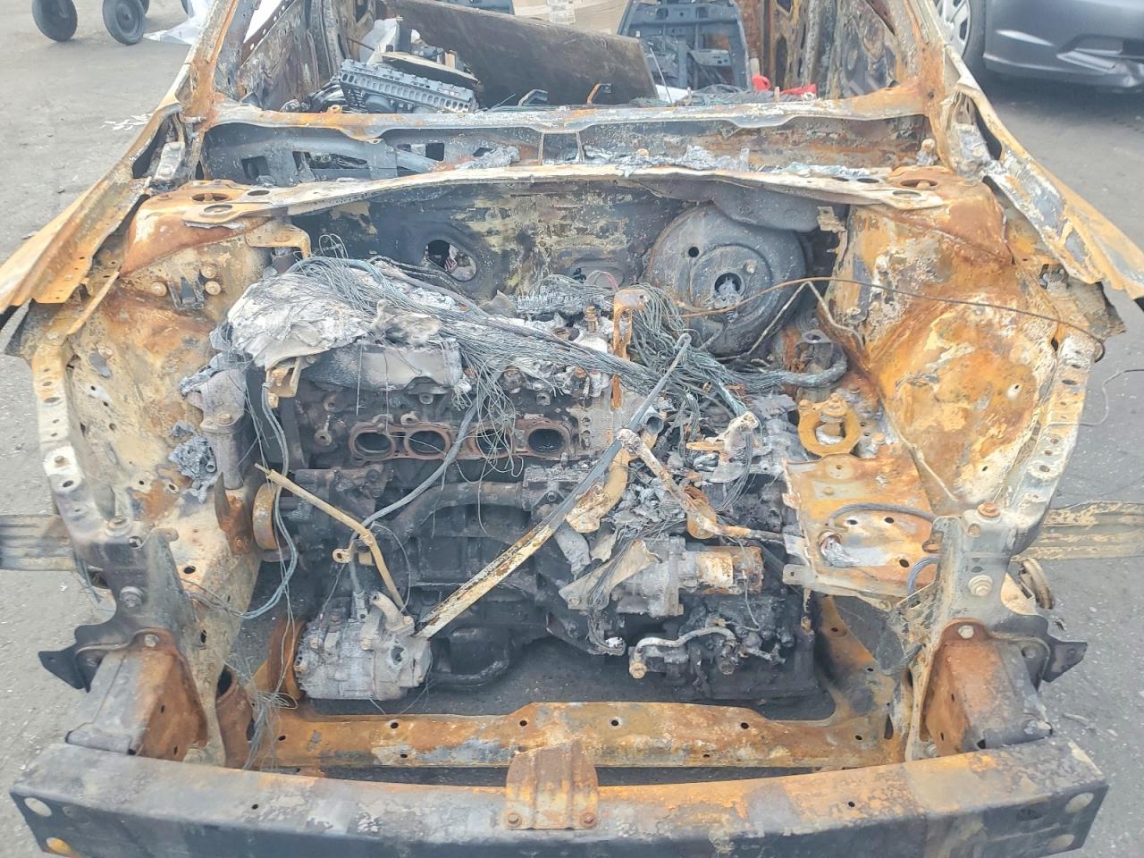 2011 Nissan Altima Burn vin: 1N4AL2AP9BN433363