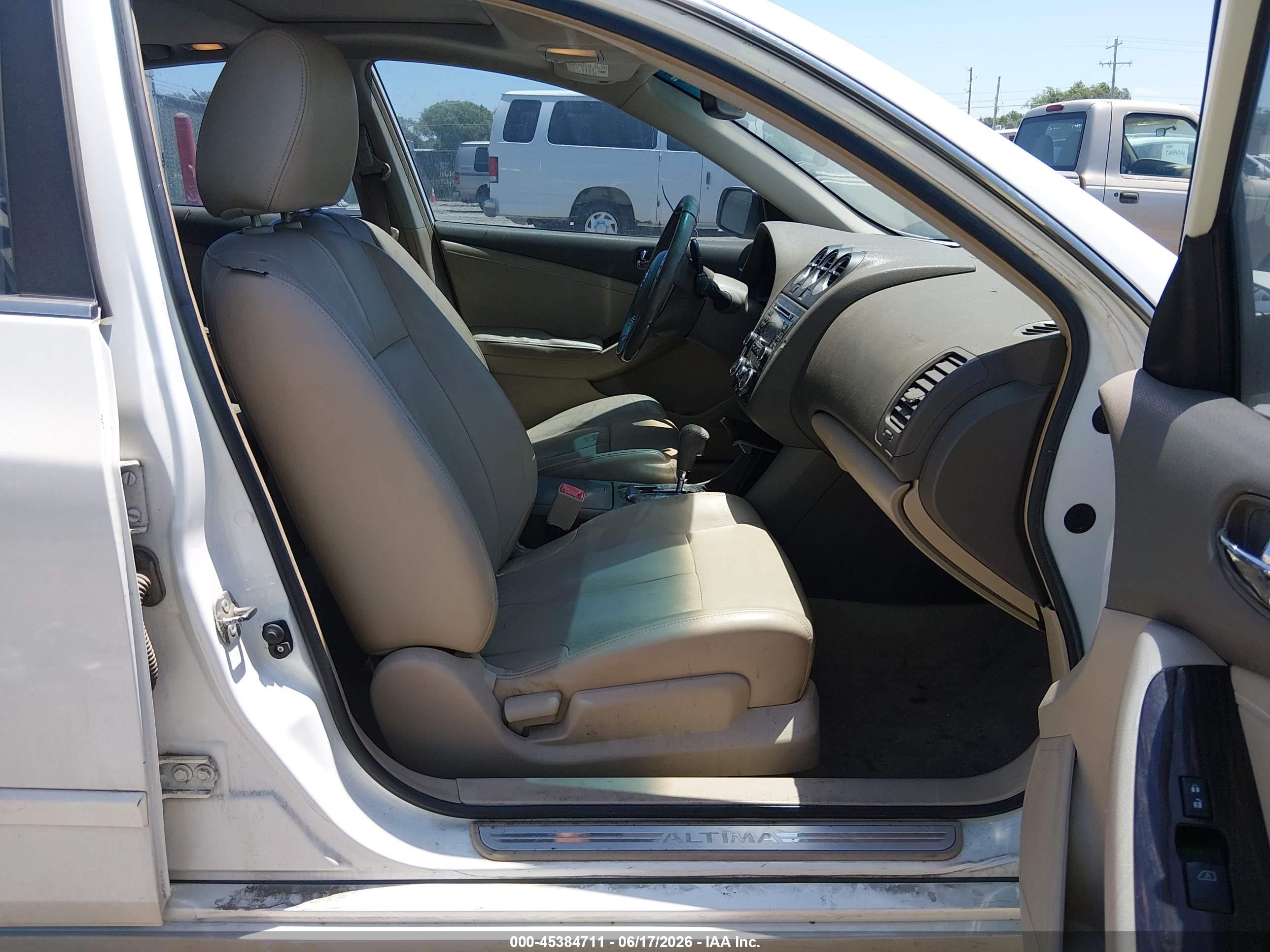 2011 Nissan Altima 2.5 S White vin: 1N4AL2AP9BN441883