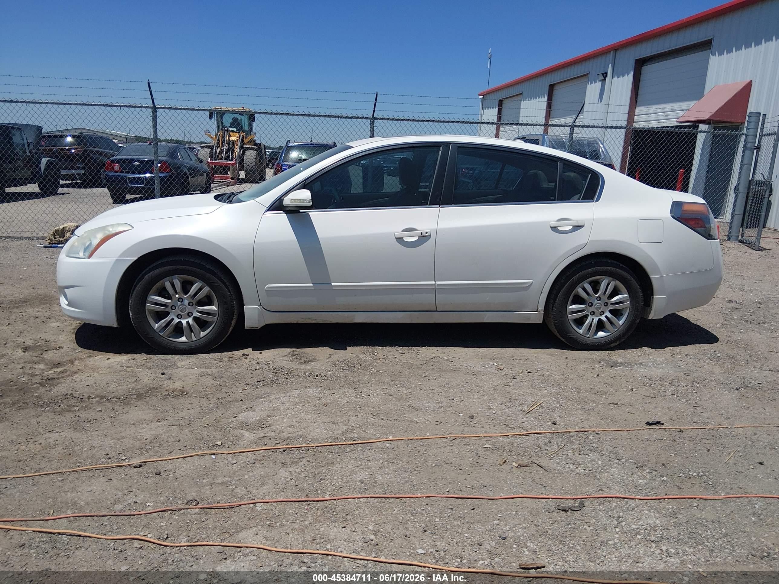 2011 Nissan Altima 2.5 S White vin: 1N4AL2AP9BN441883