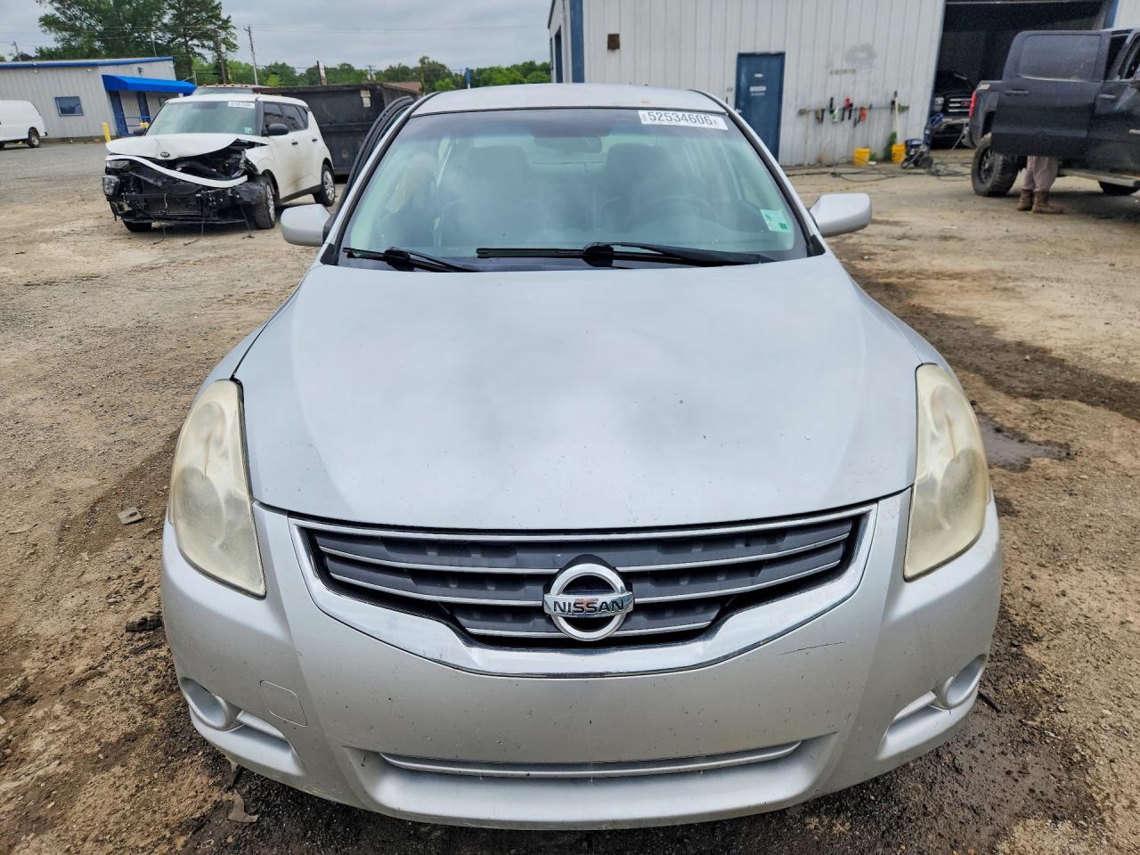 2011 Nissan Altima 2.5 Silver vin: 1N4AL2AP9BN450549