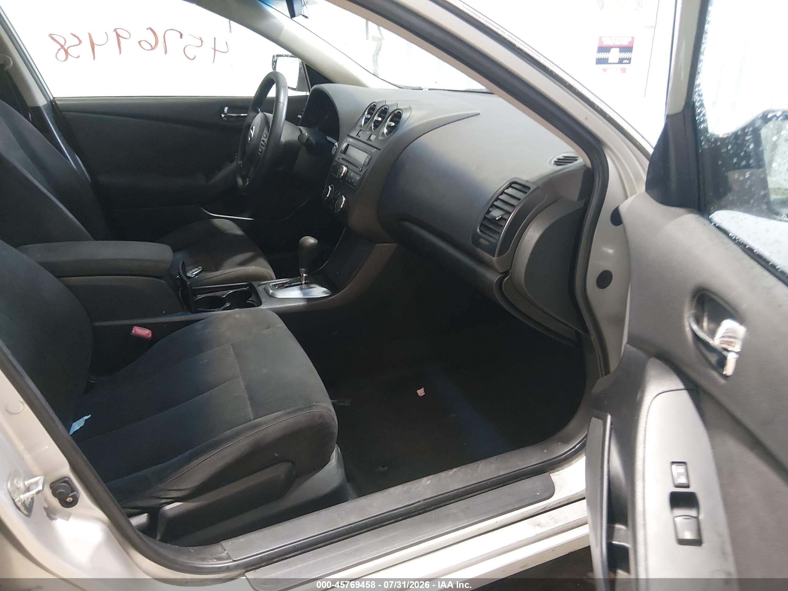 2011 Nissan Altima 2.5 S Silver vin: 1N4AL2AP9BN459042