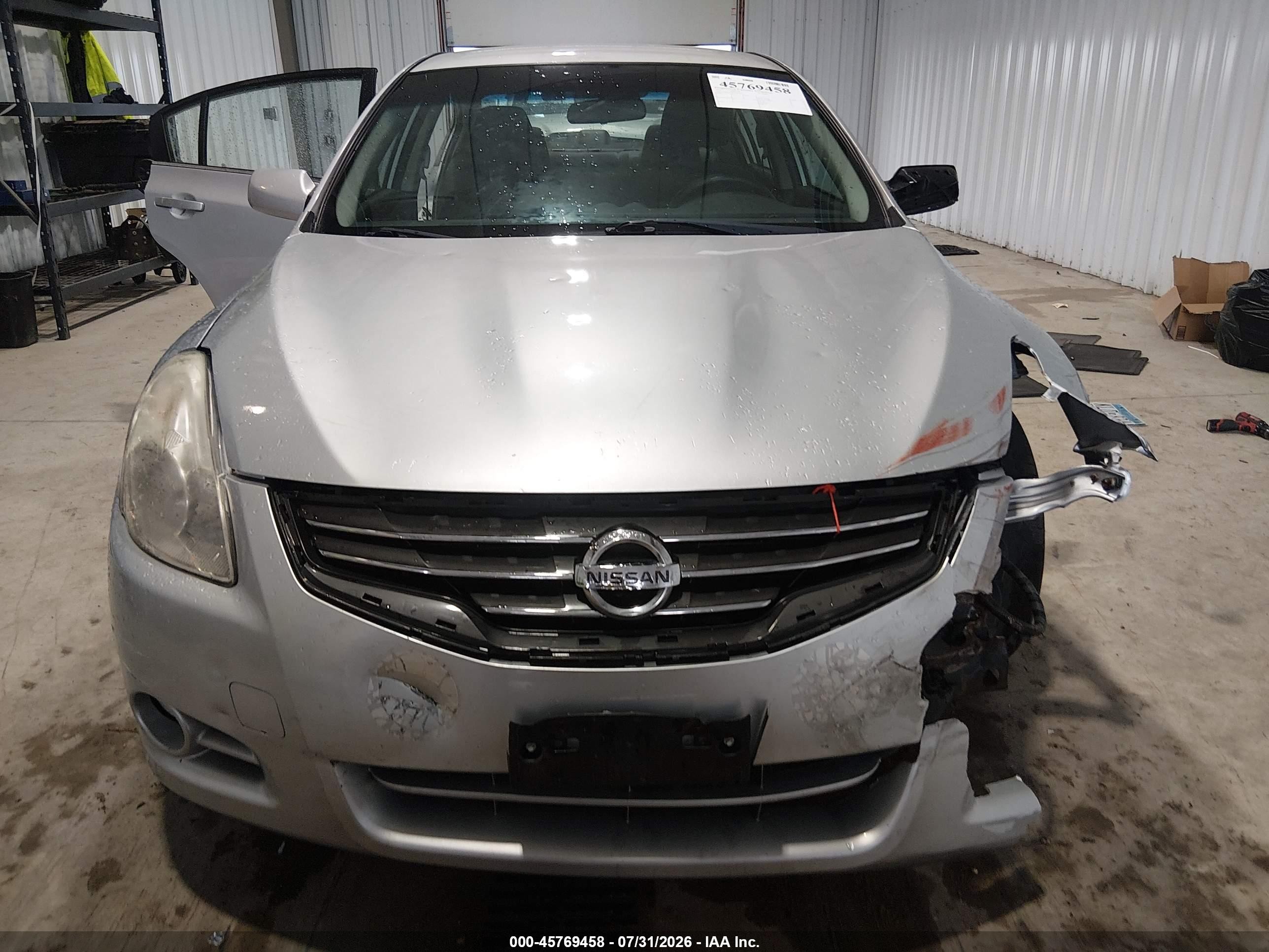2011 Nissan Altima 2.5 S Silver vin: 1N4AL2AP9BN459042