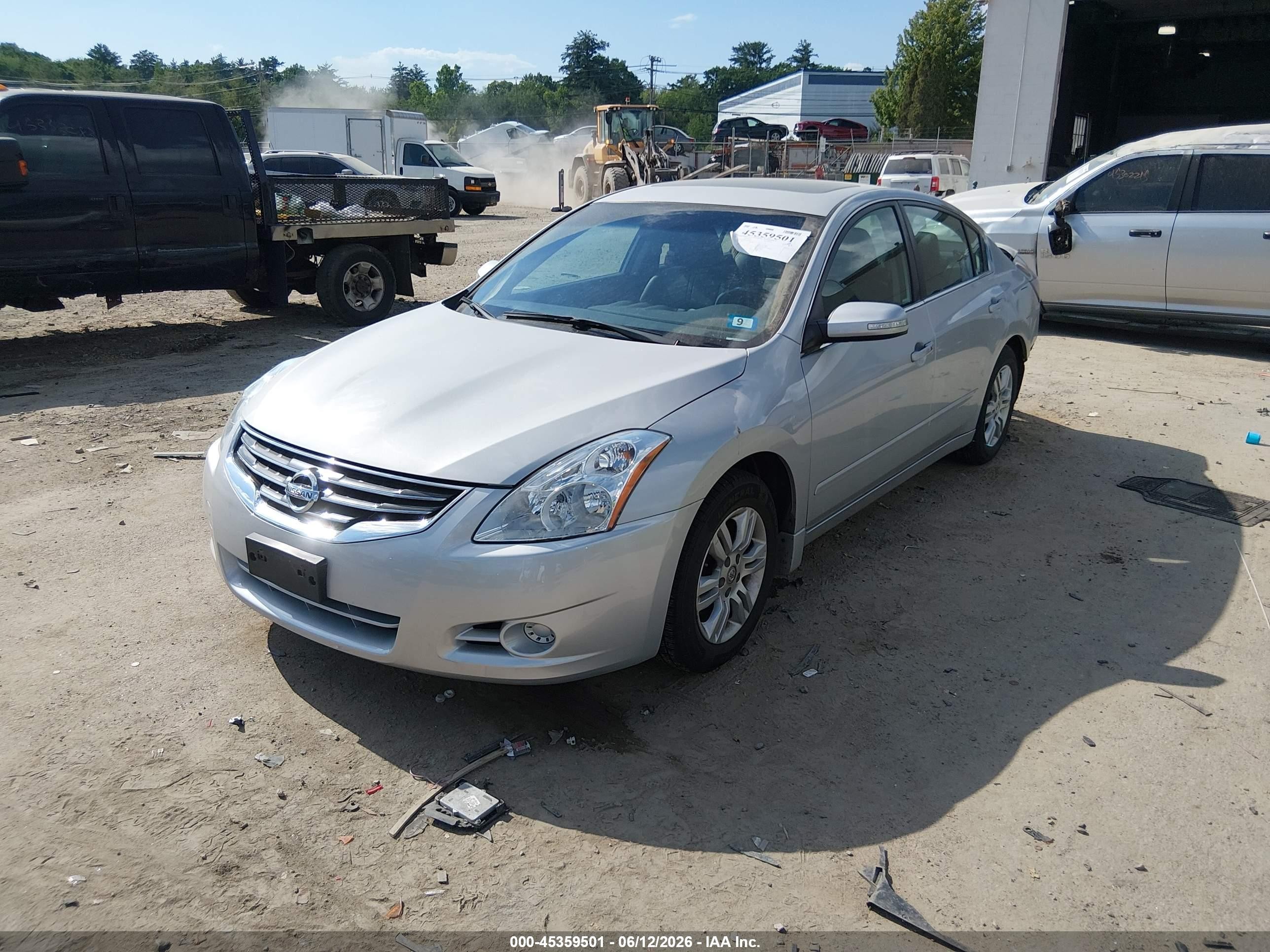 2011 Nissan Altima 2.5 S Silver vin: 1N4AL2AP9BN469926