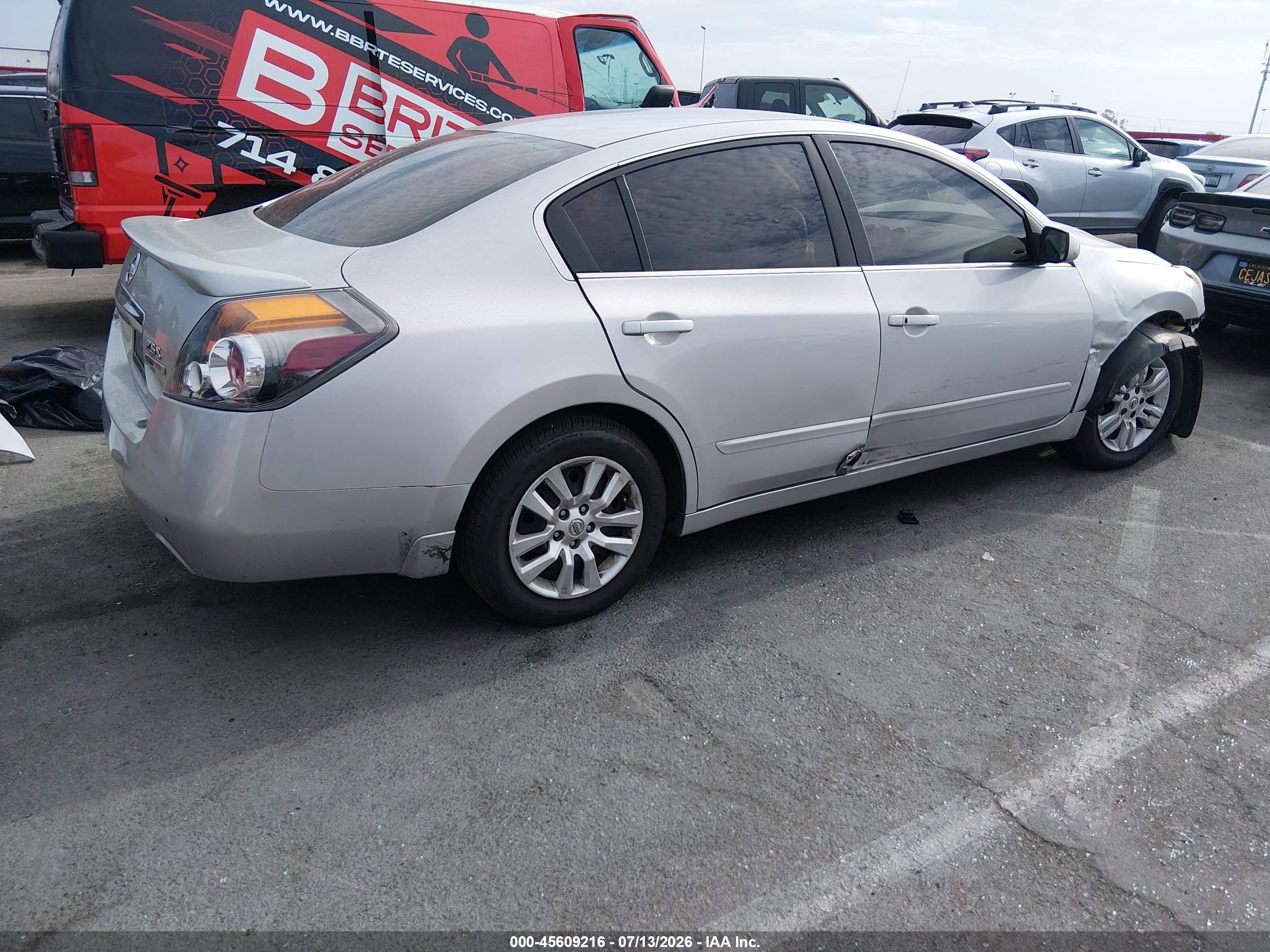 2011 Nissan Altima 2.5 S Серебряный vin: 1N4AL2AP9BN473474