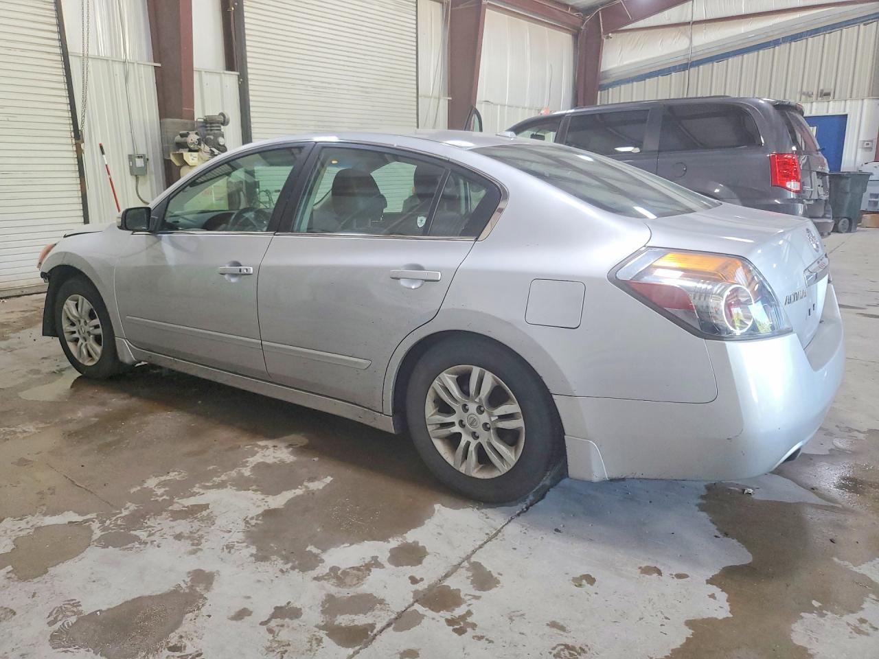 2011 Nissan Altima 2.5 Серебряный vin: 1N4AL2AP9BN503542