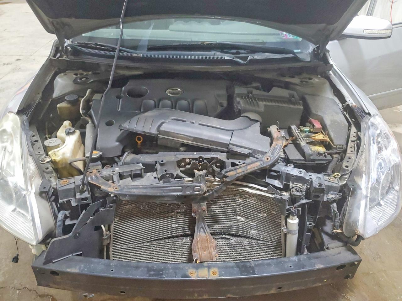 2011 Nissan Altima 2.5 Серебряный vin: 1N4AL2AP9BN503542