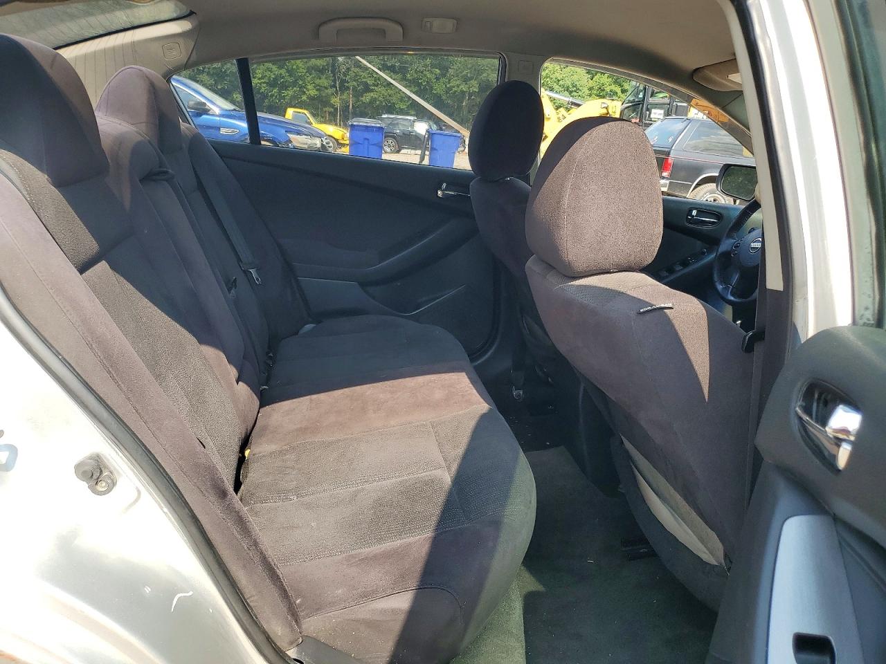 2011 Nissan Altima 2.5 Серебряный vin: 1N4AL2AP9BN506179