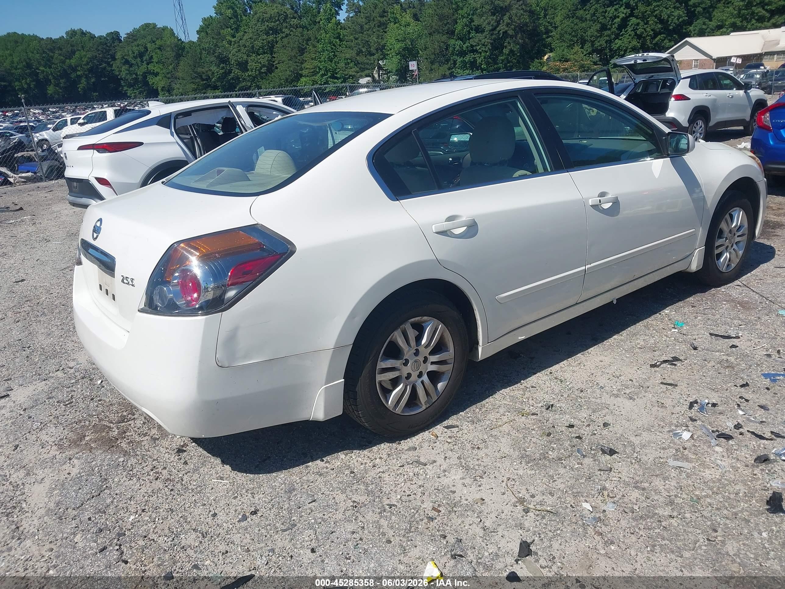 2012 Nissan Altima 2.5 S White vin: 1N4AL2AP9CC118348