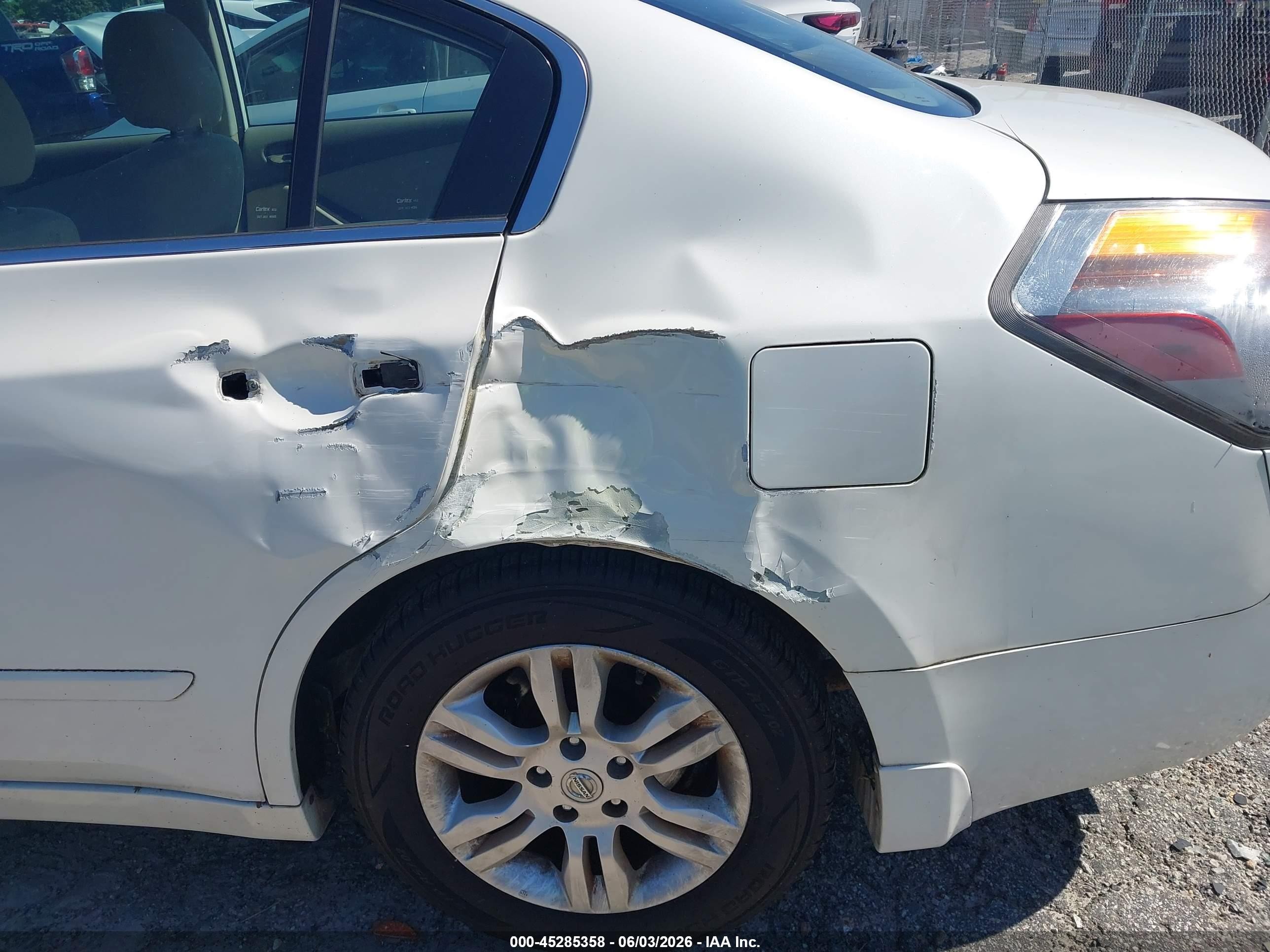 2012 Nissan Altima 2.5 S White vin: 1N4AL2AP9CC118348