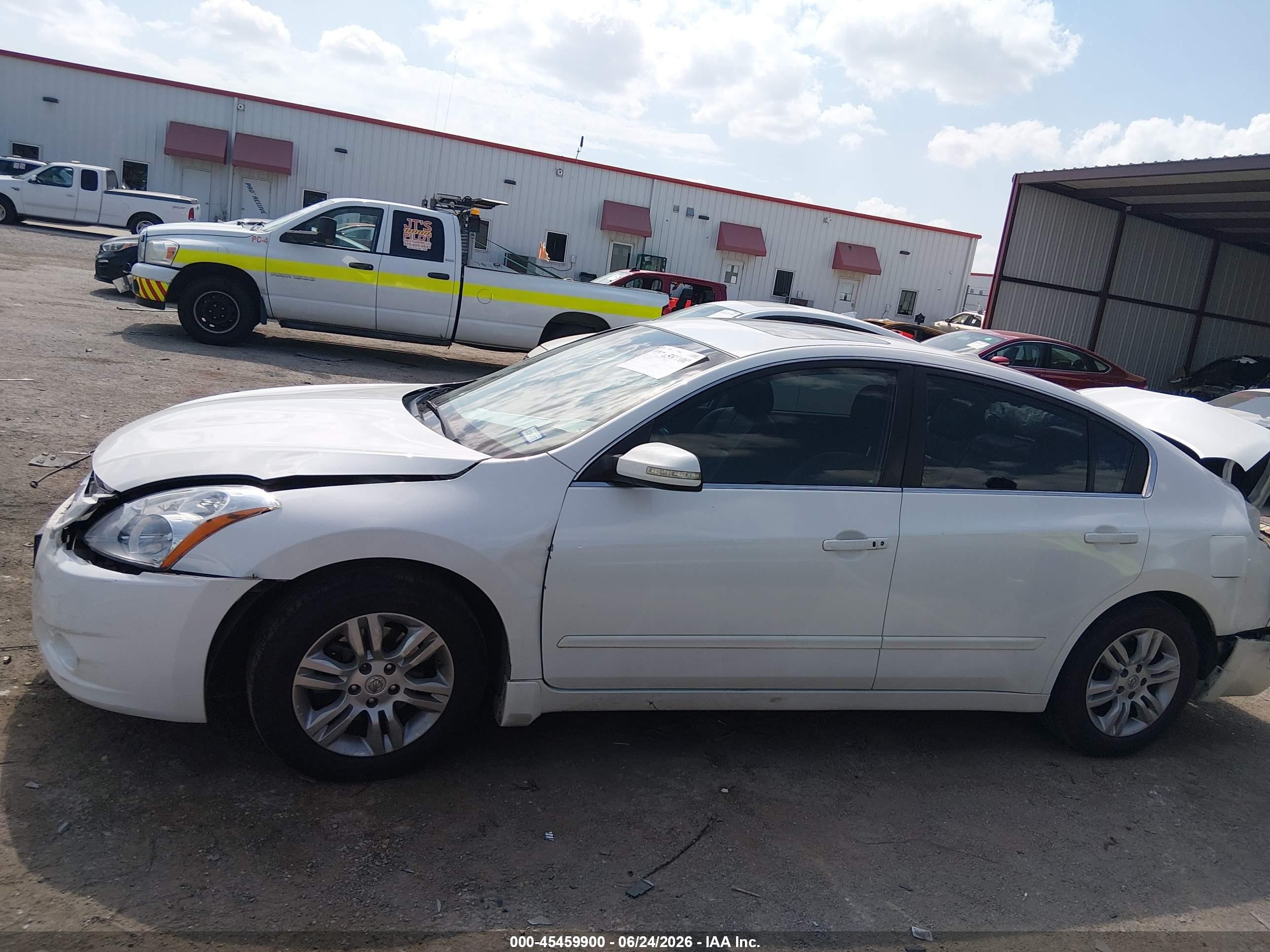 2012 Nissan Altima 2.5 S White vin: 1N4AL2AP9CC138244